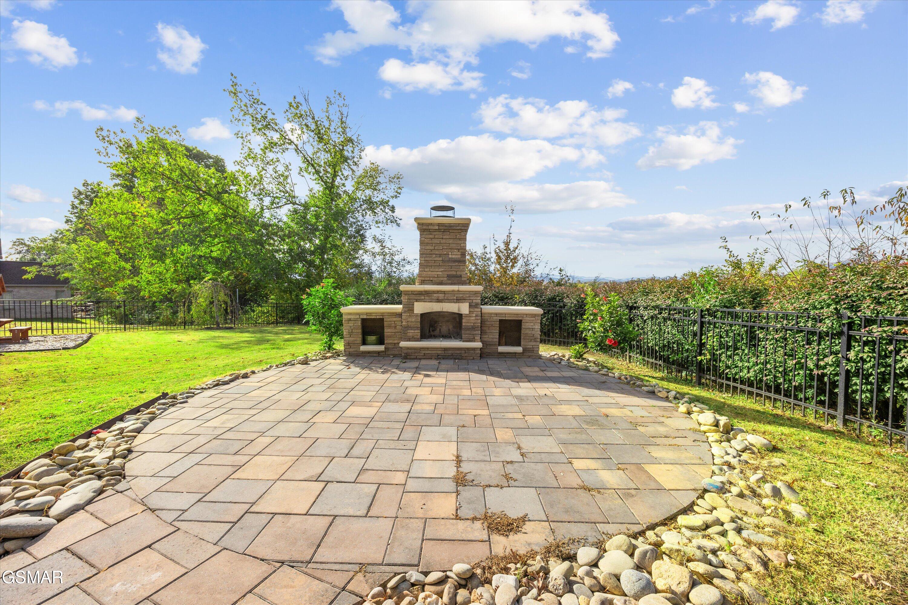 339 Riverdale Drive Sevierville TN 37862