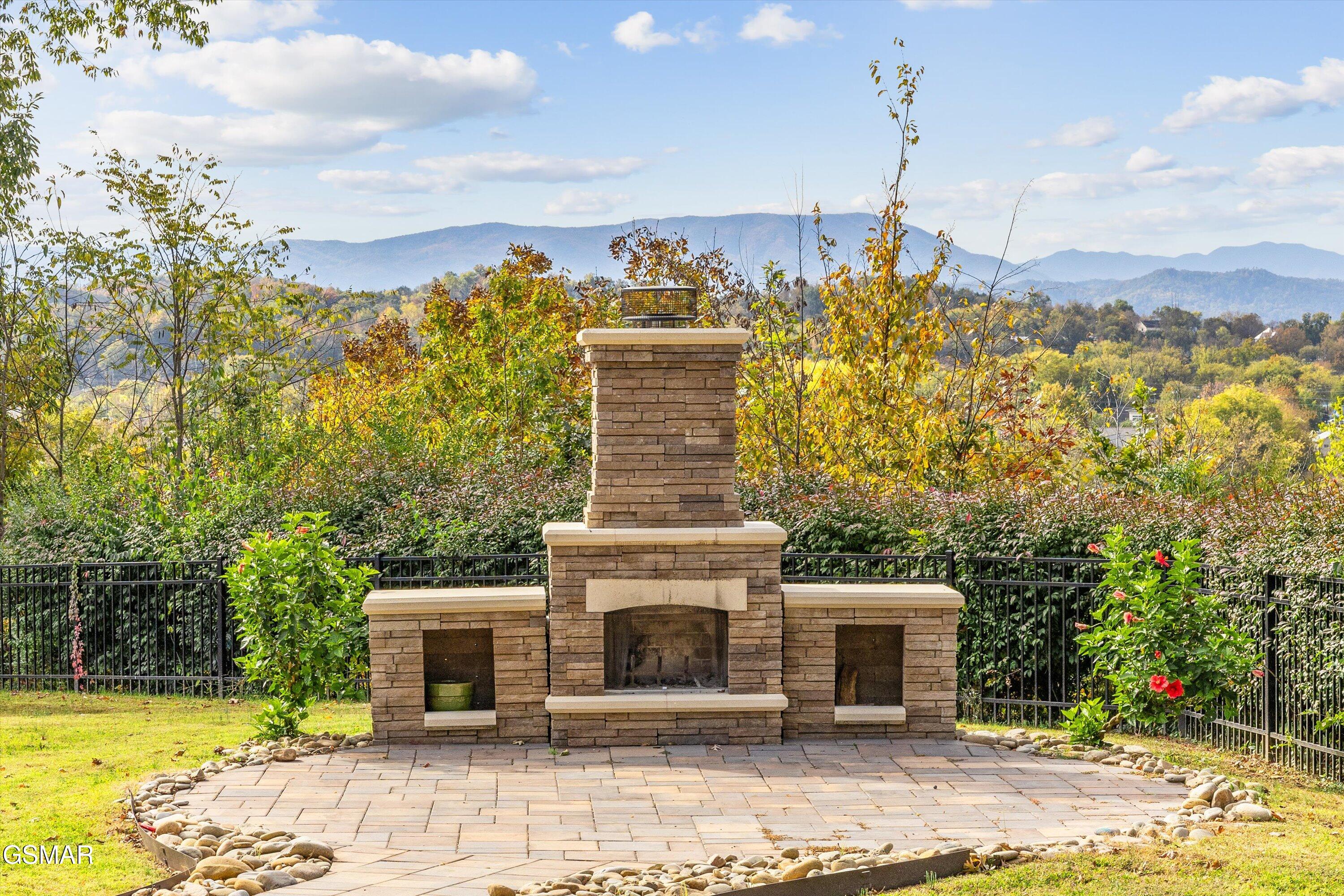 339 Riverdale Drive Sevierville TN 37862