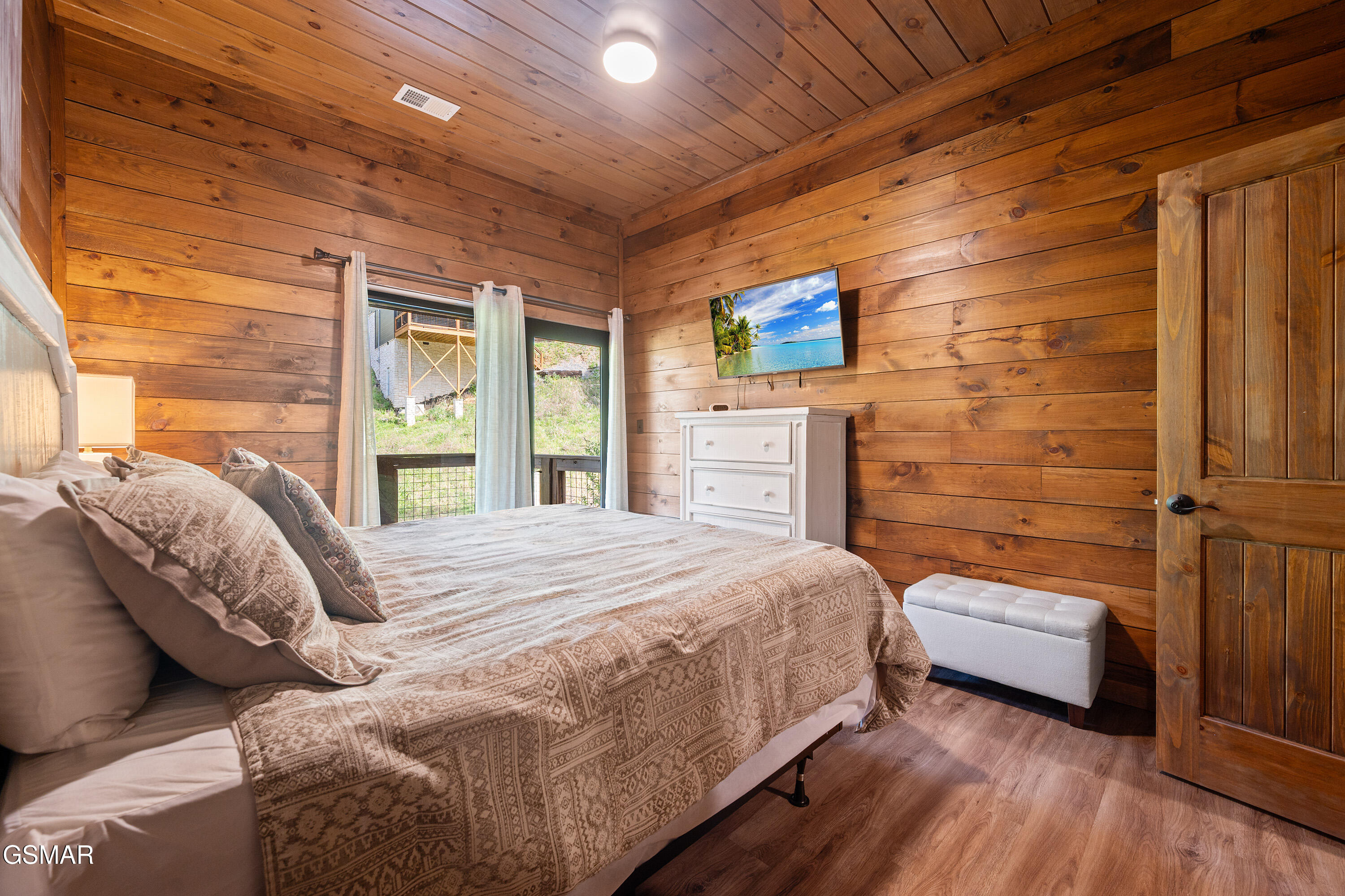1613 Mitchell Farm Road Sevierville TN 37876