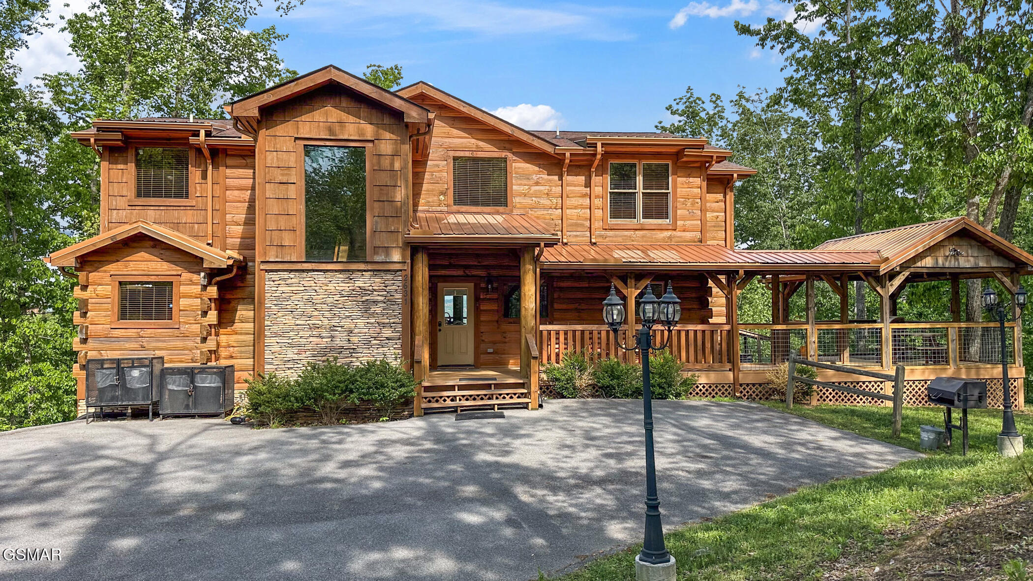 2631 Sawmill Branch Drive Sevierville TN 37862