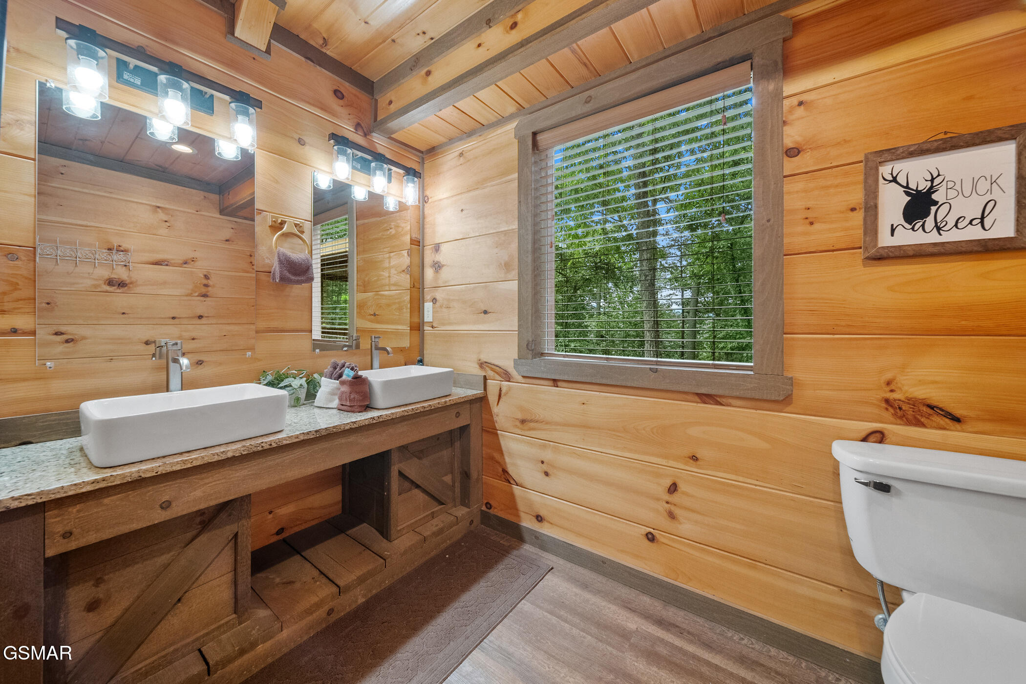 2631 Sawmill Branch Drive Sevierville TN 37862