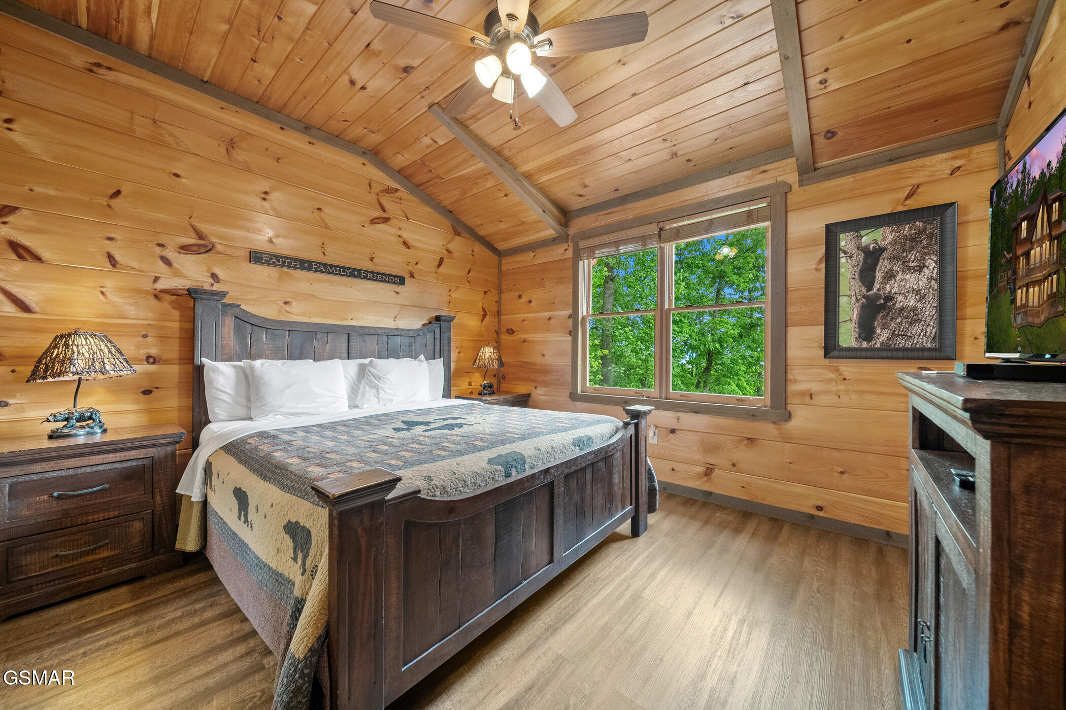 2631 Sawmill Branch Drive Sevierville TN 37862