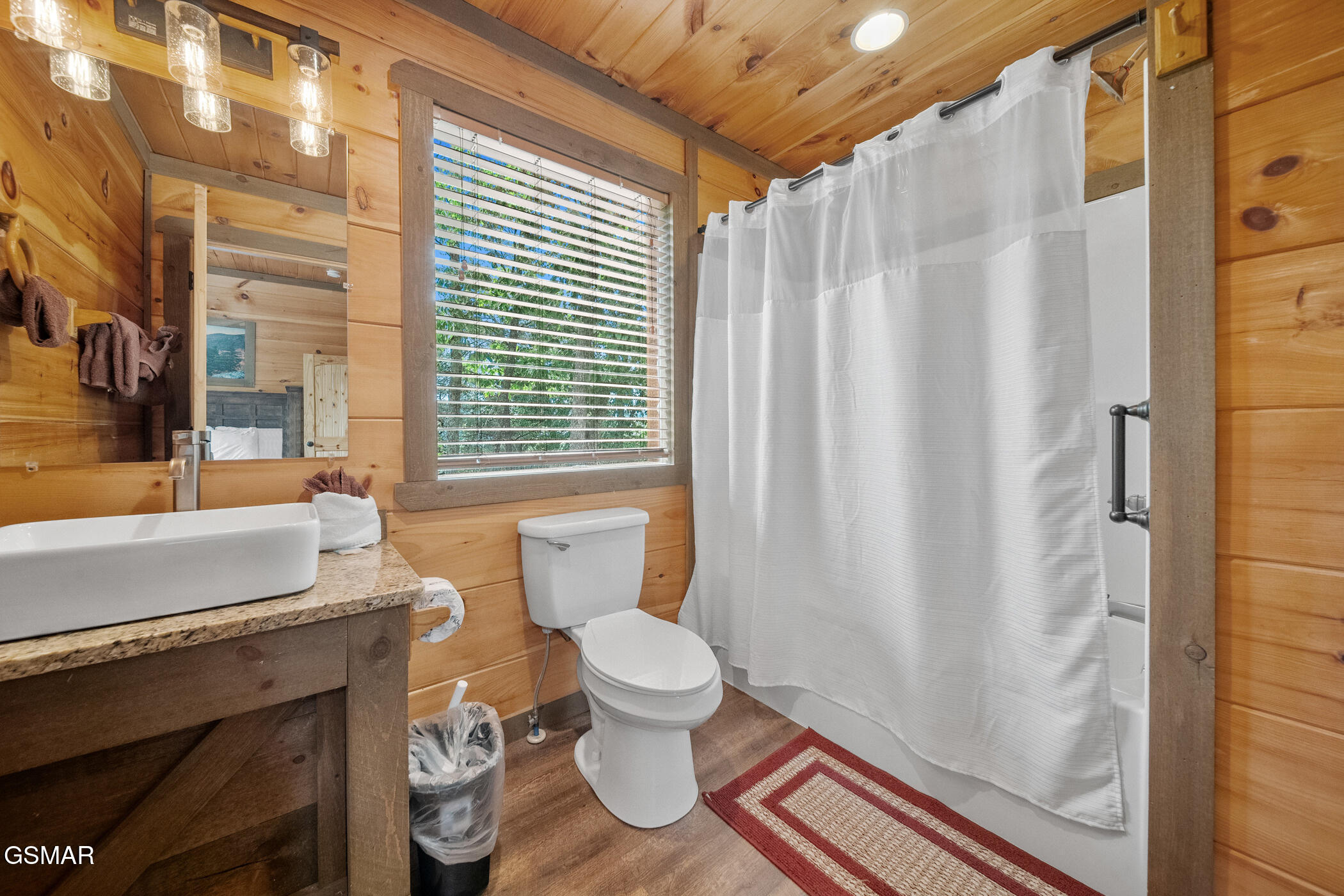 2631 Sawmill Branch Drive Sevierville TN 37862