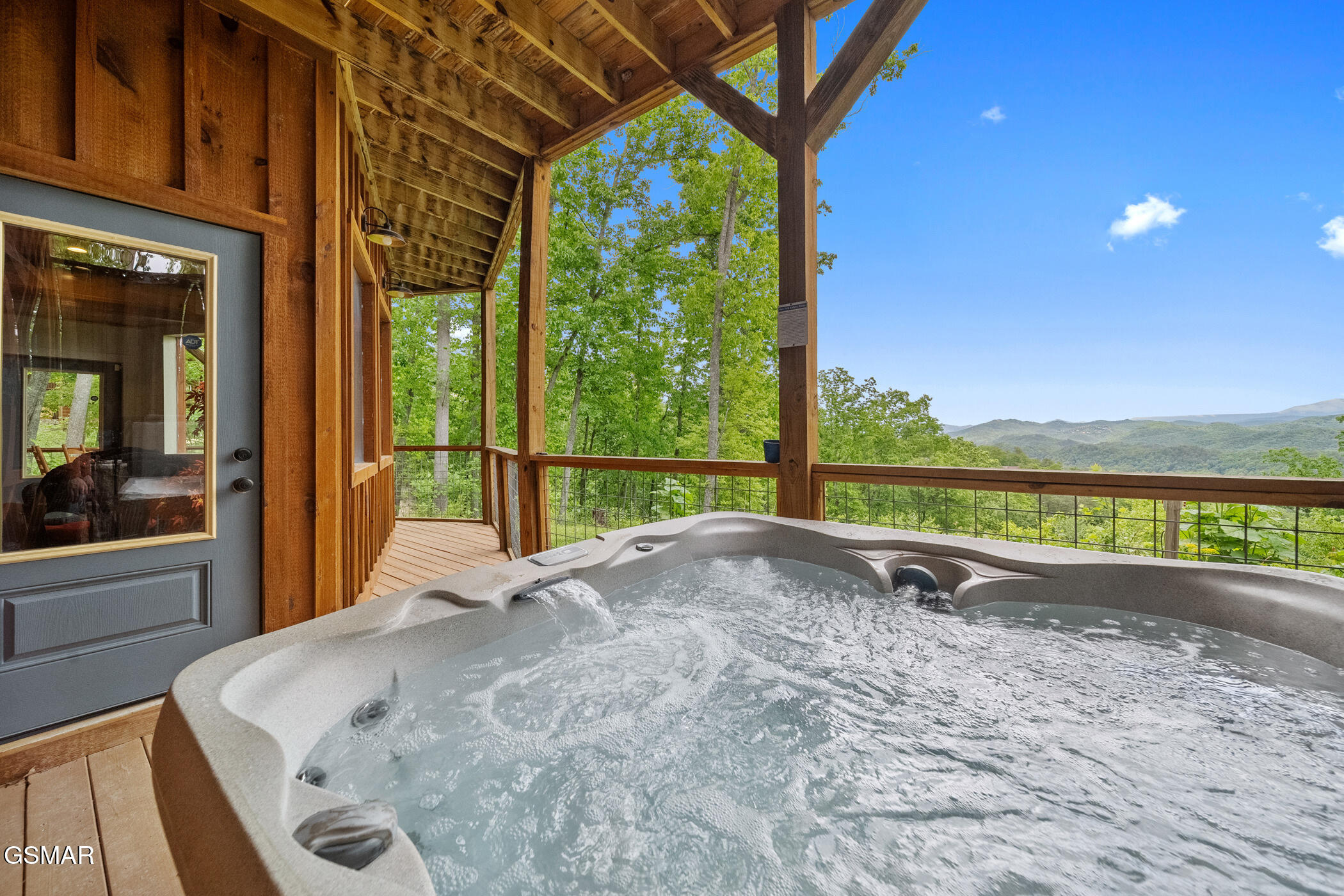 2631 Sawmill Branch Drive Sevierville TN 37862