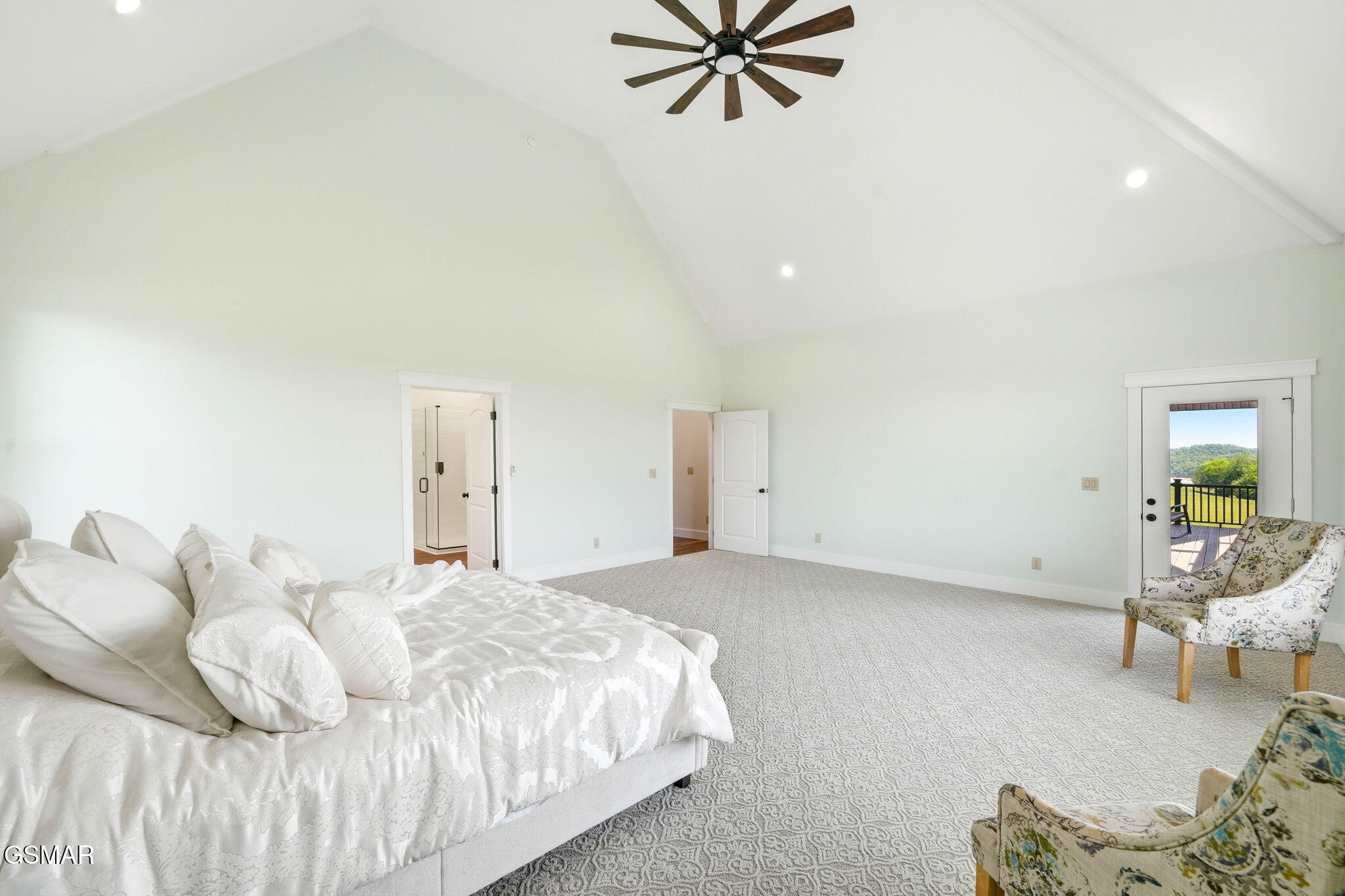 1005 Enchanted Drive Dandridge TN 37725