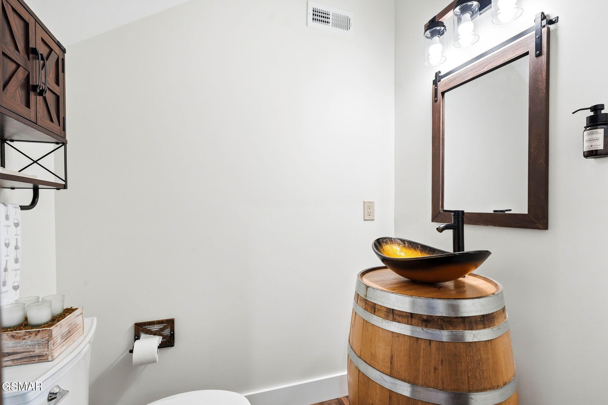 1005 Enchanted Drive Dandridge TN 37725