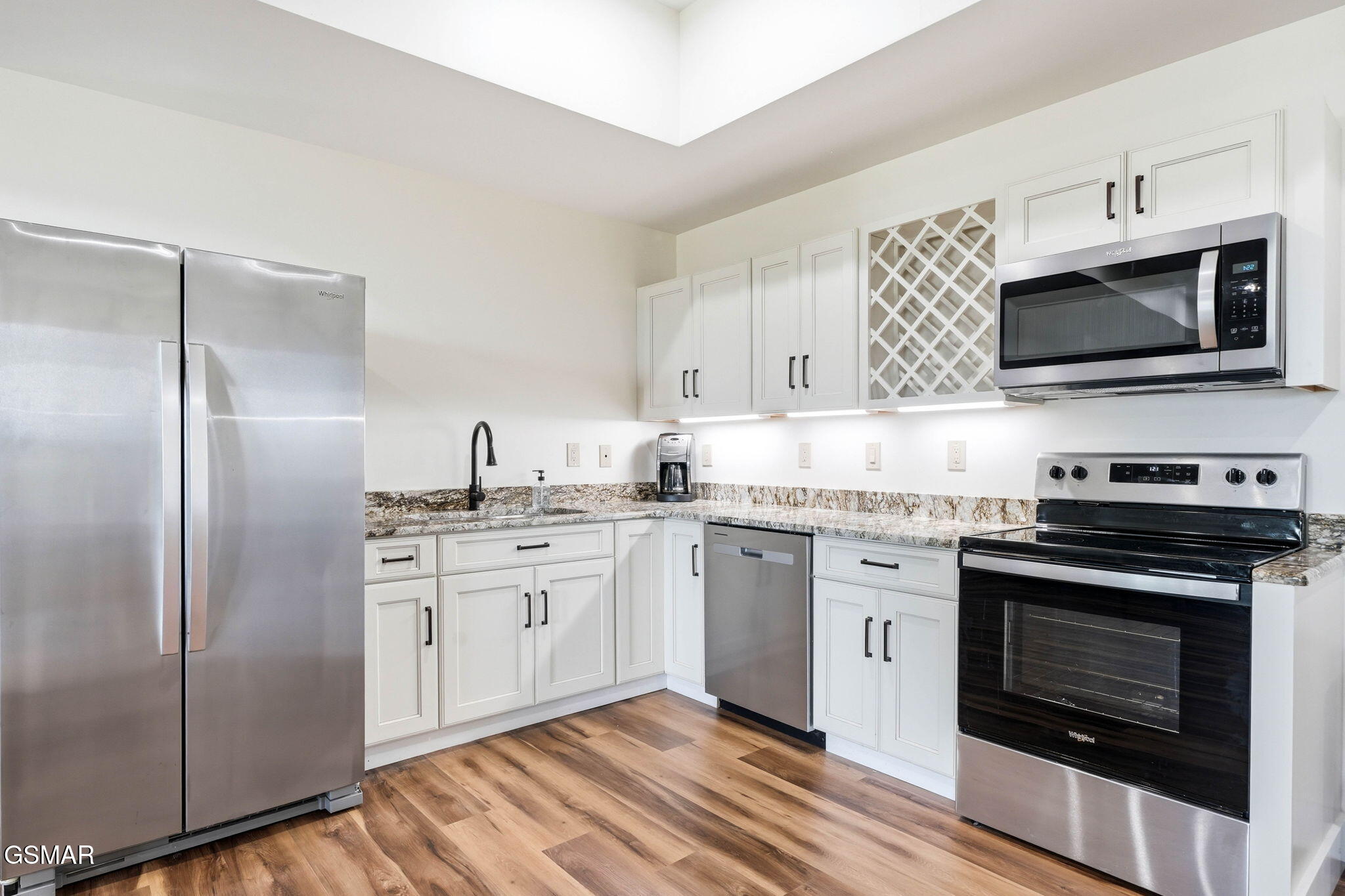 1005 Enchanted Drive Dandridge TN 37725
