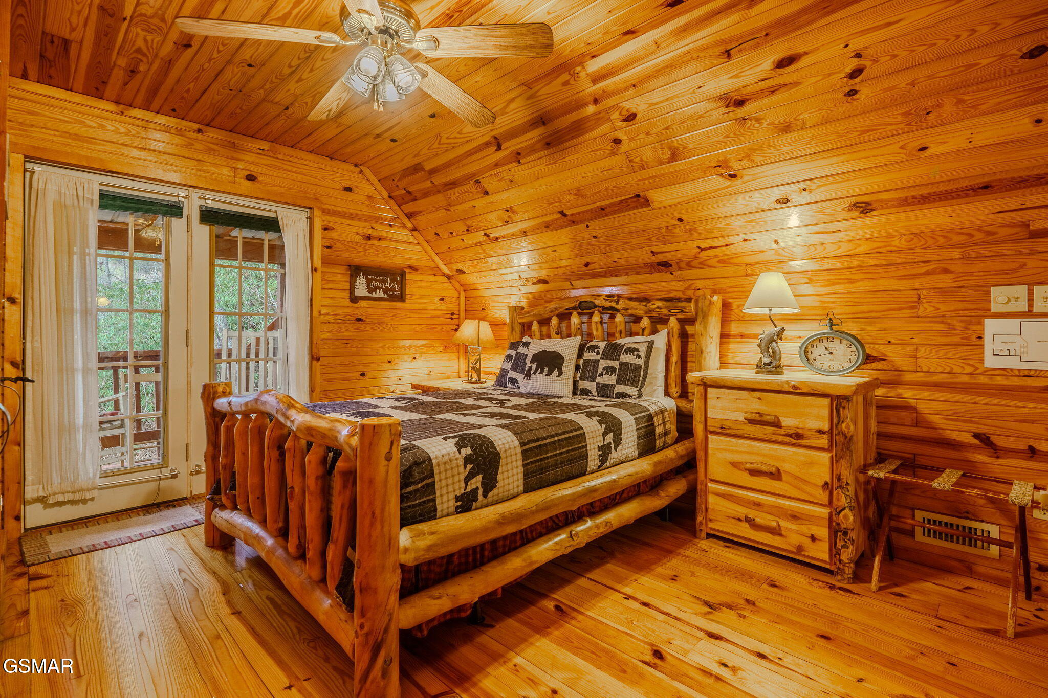 4040 Hickory Hollow Way Sevierville TN 37862