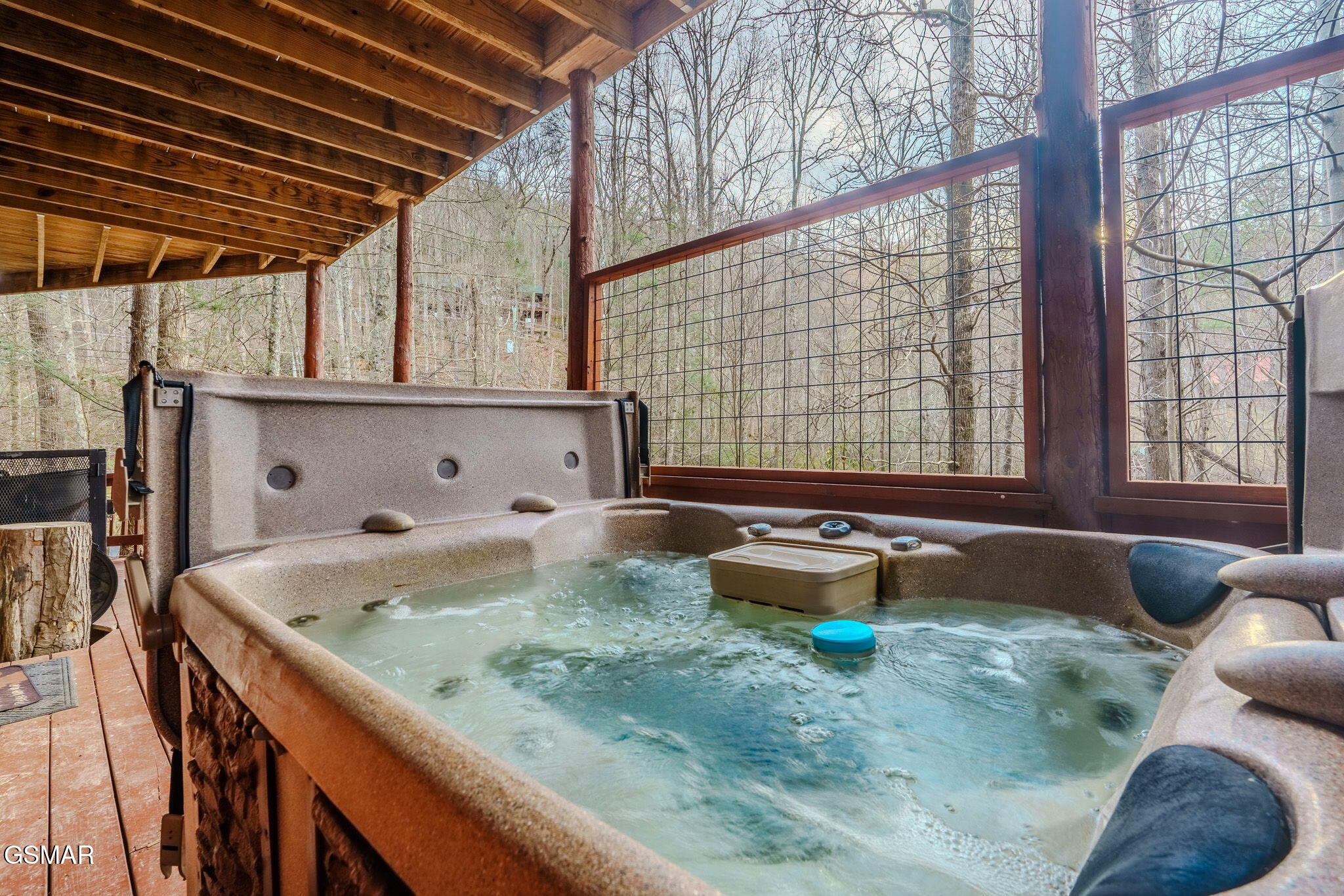 4040 Hickory Hollow Way Sevierville TN 37862