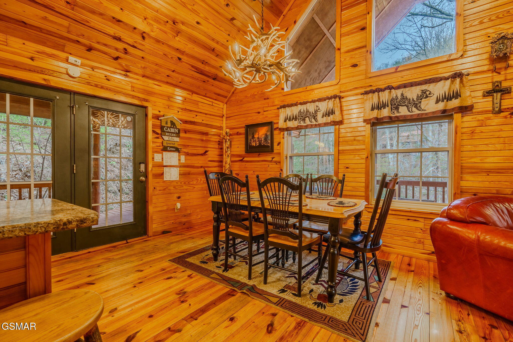 4040 Hickory Hollow Way Sevierville TN 37862