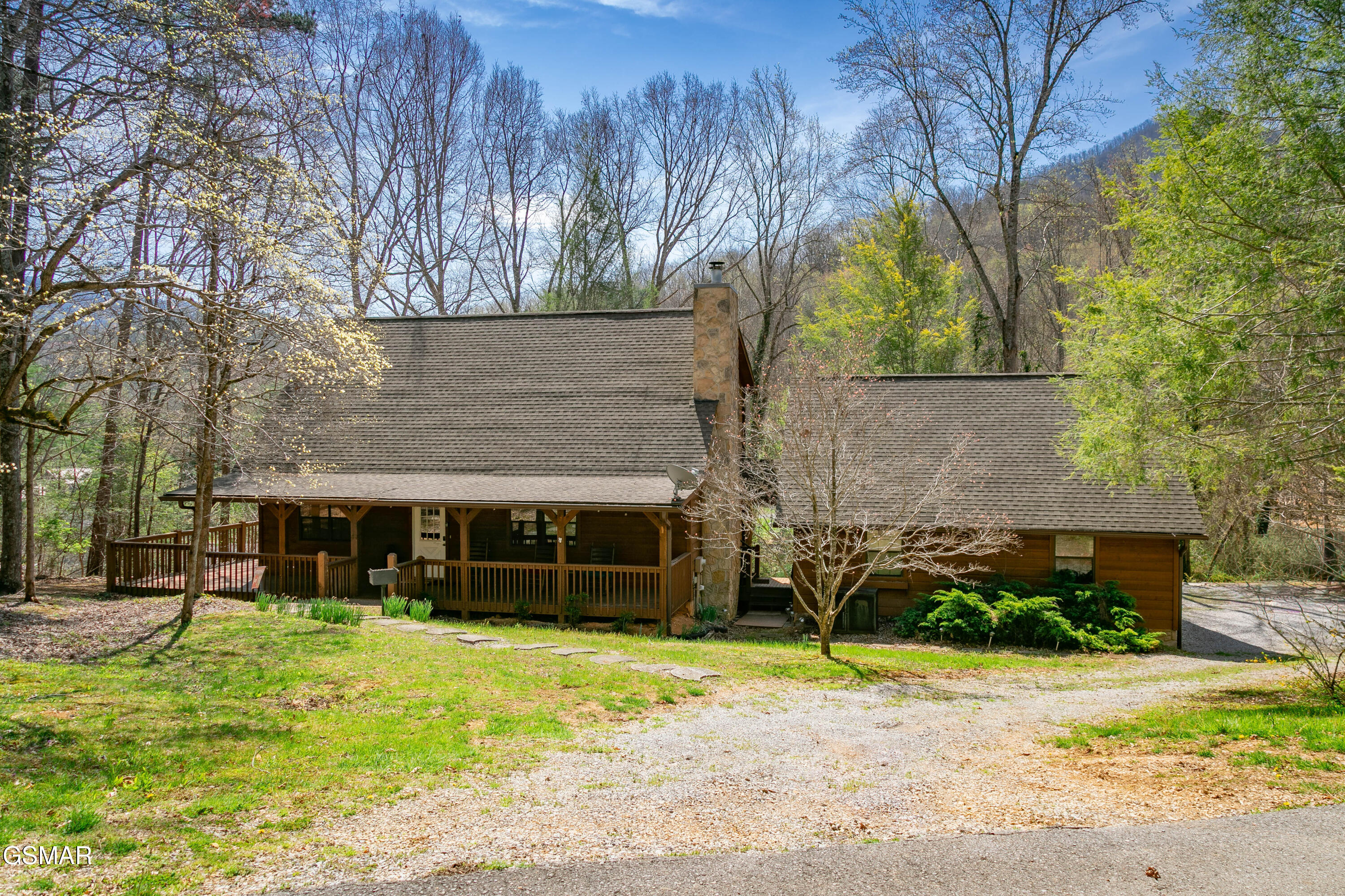 3849 Saddle Brook Way Sevierville TN 37862