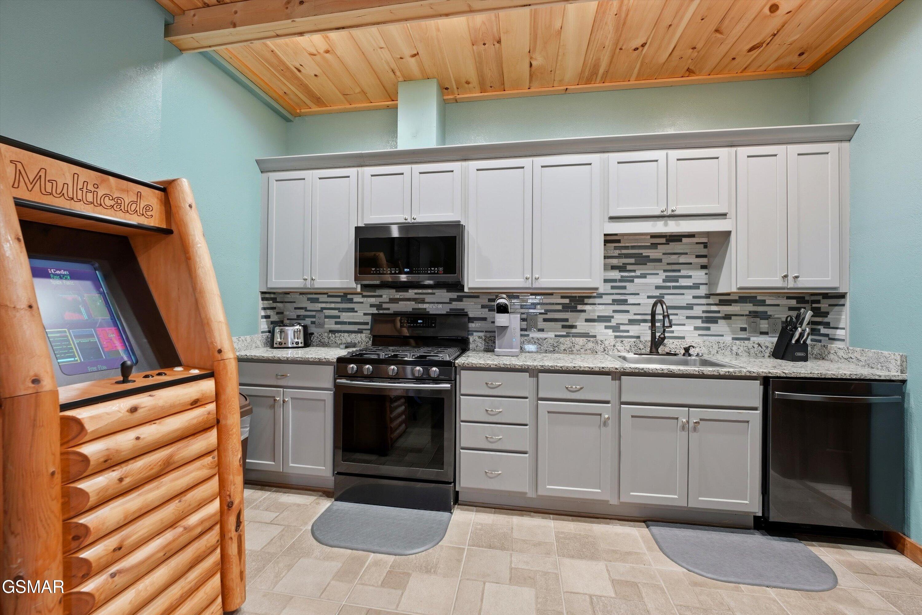 860 Pine Top Lane Gatlinburg TN 37738