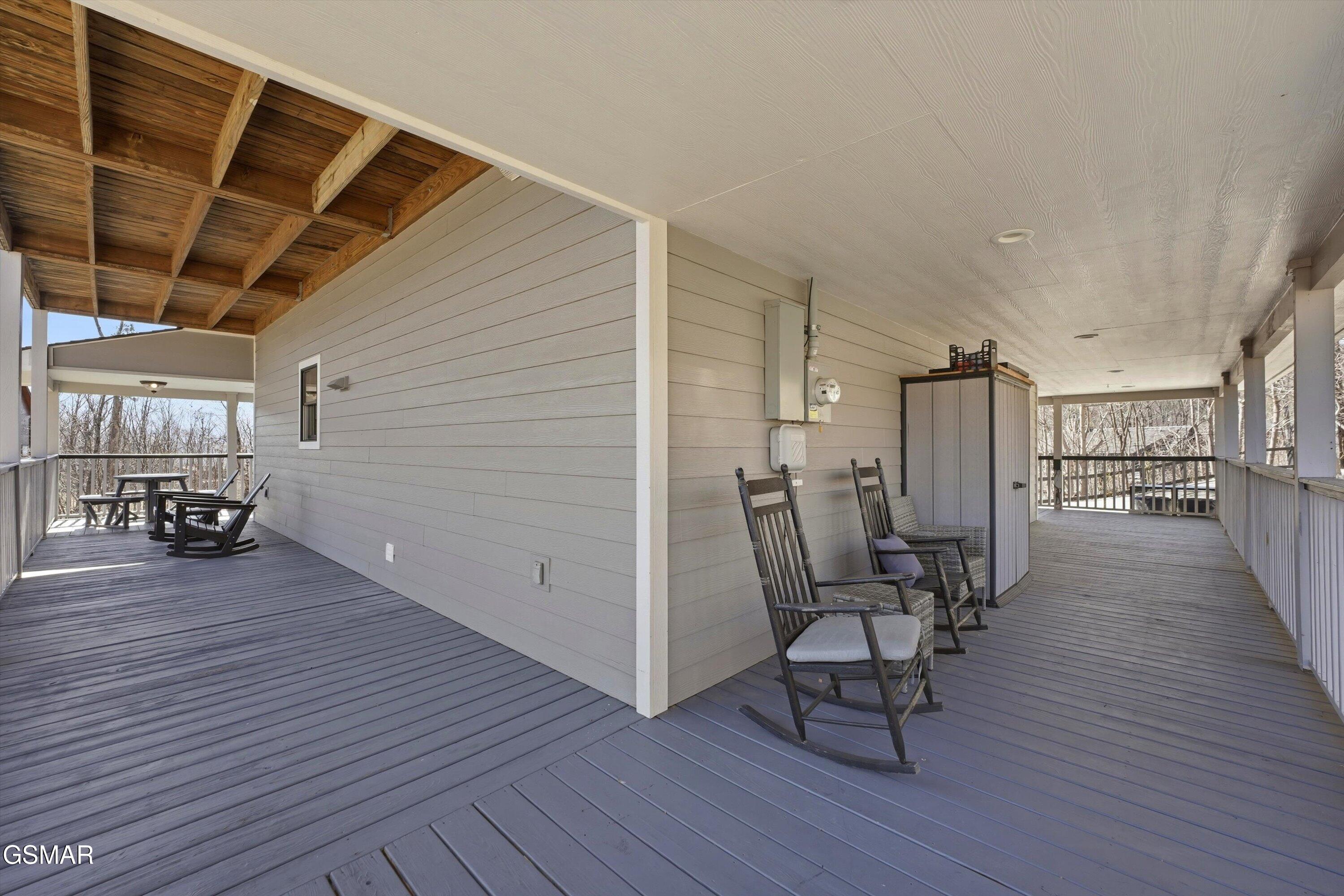860 Pine Top Lane Gatlinburg TN 37738