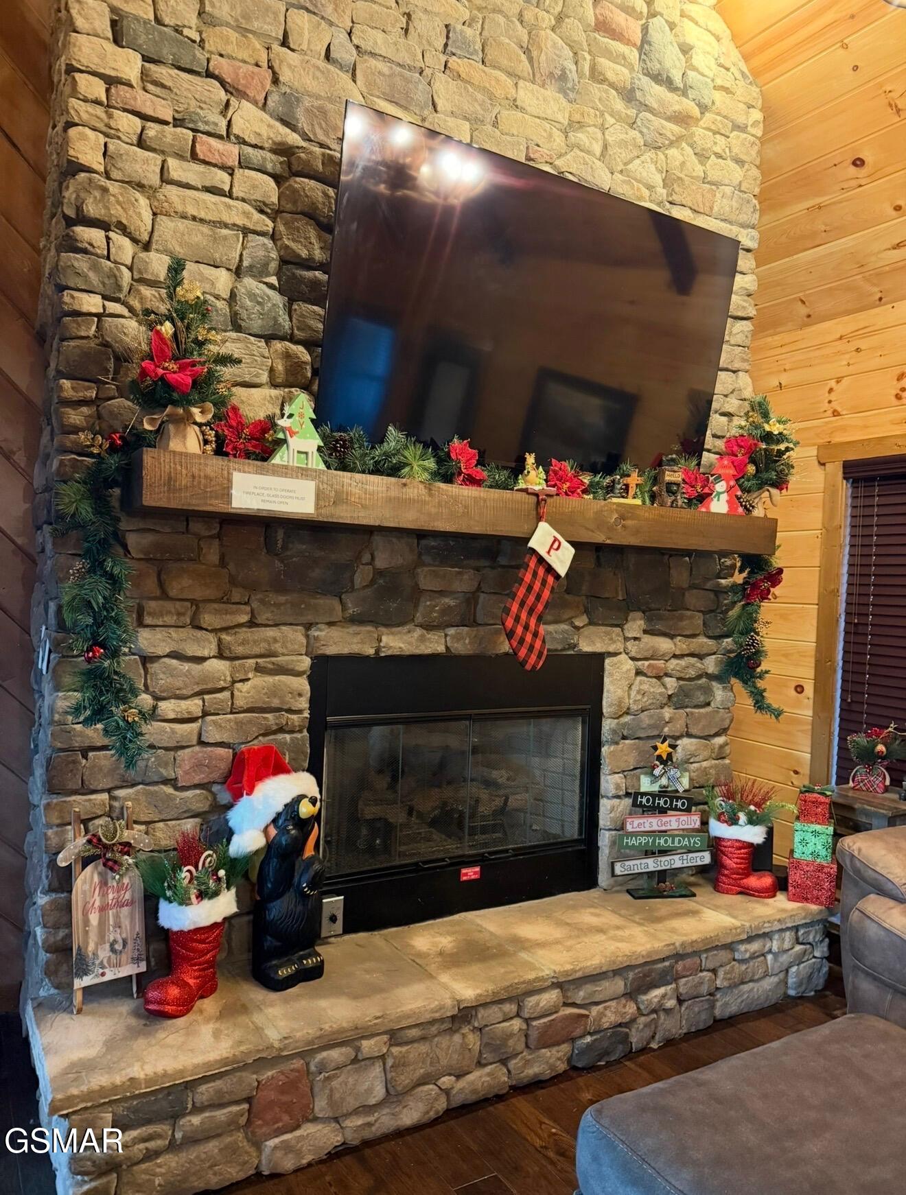 860 Pine Top Lane Gatlinburg TN 37738