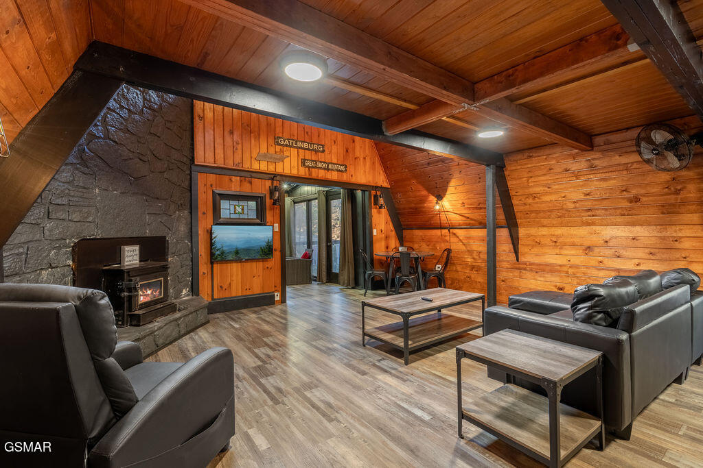 1043 Ski Mountain Road Gatlinburg TN 37738