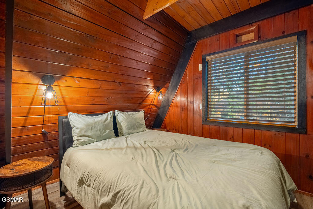 1043 Ski Mountain Road Gatlinburg TN 37738