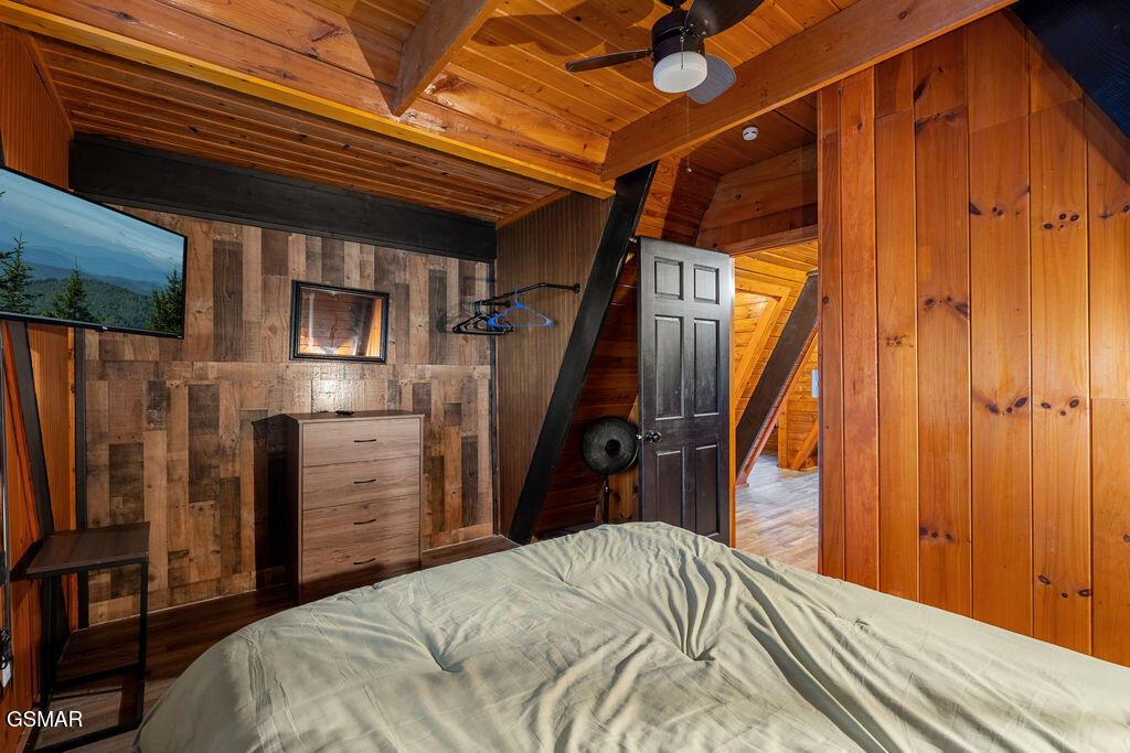 1043 Ski Mountain Road Gatlinburg TN 37738