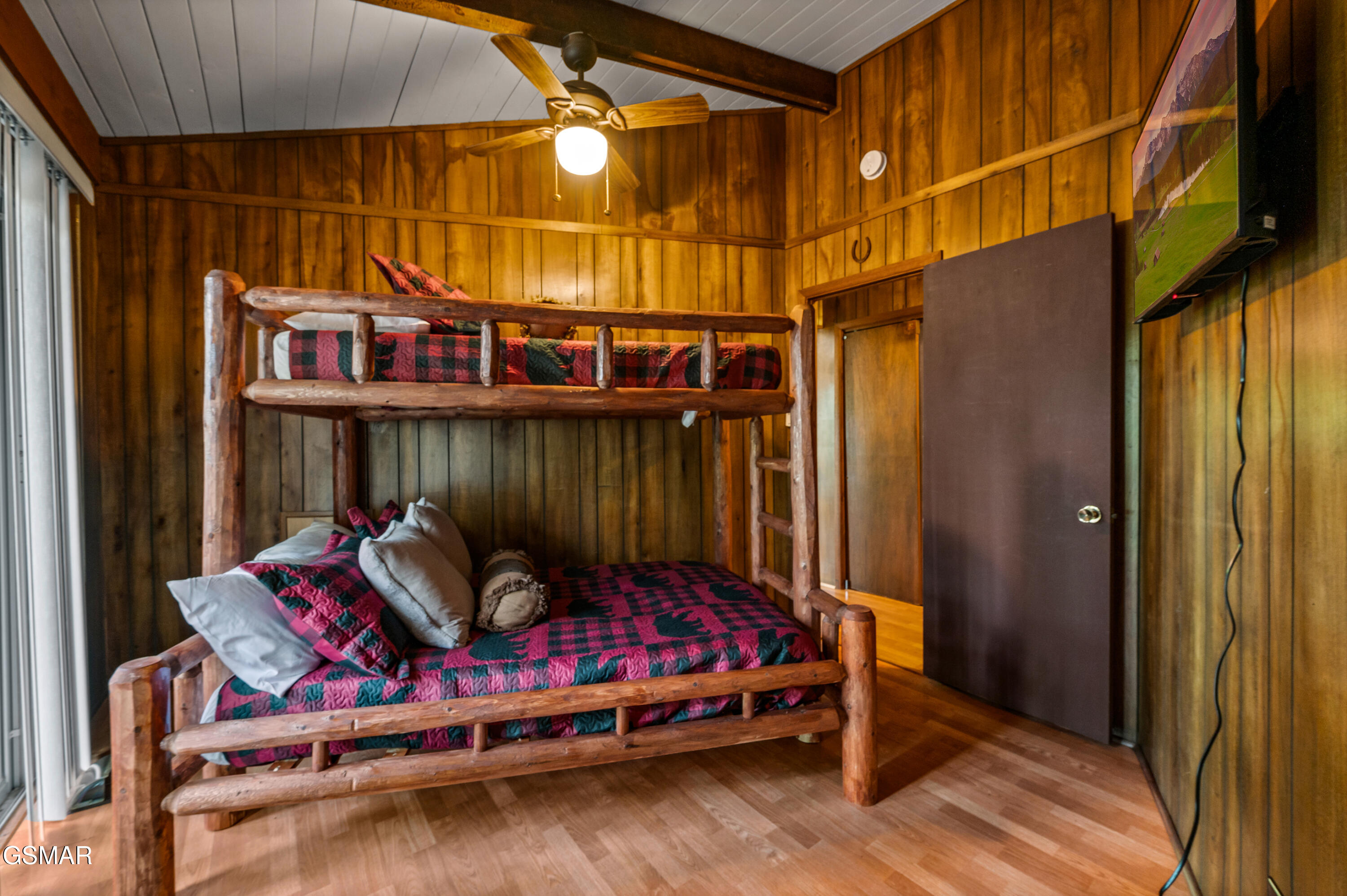 1923 E Arolla Court Gatlinburg TN 37738