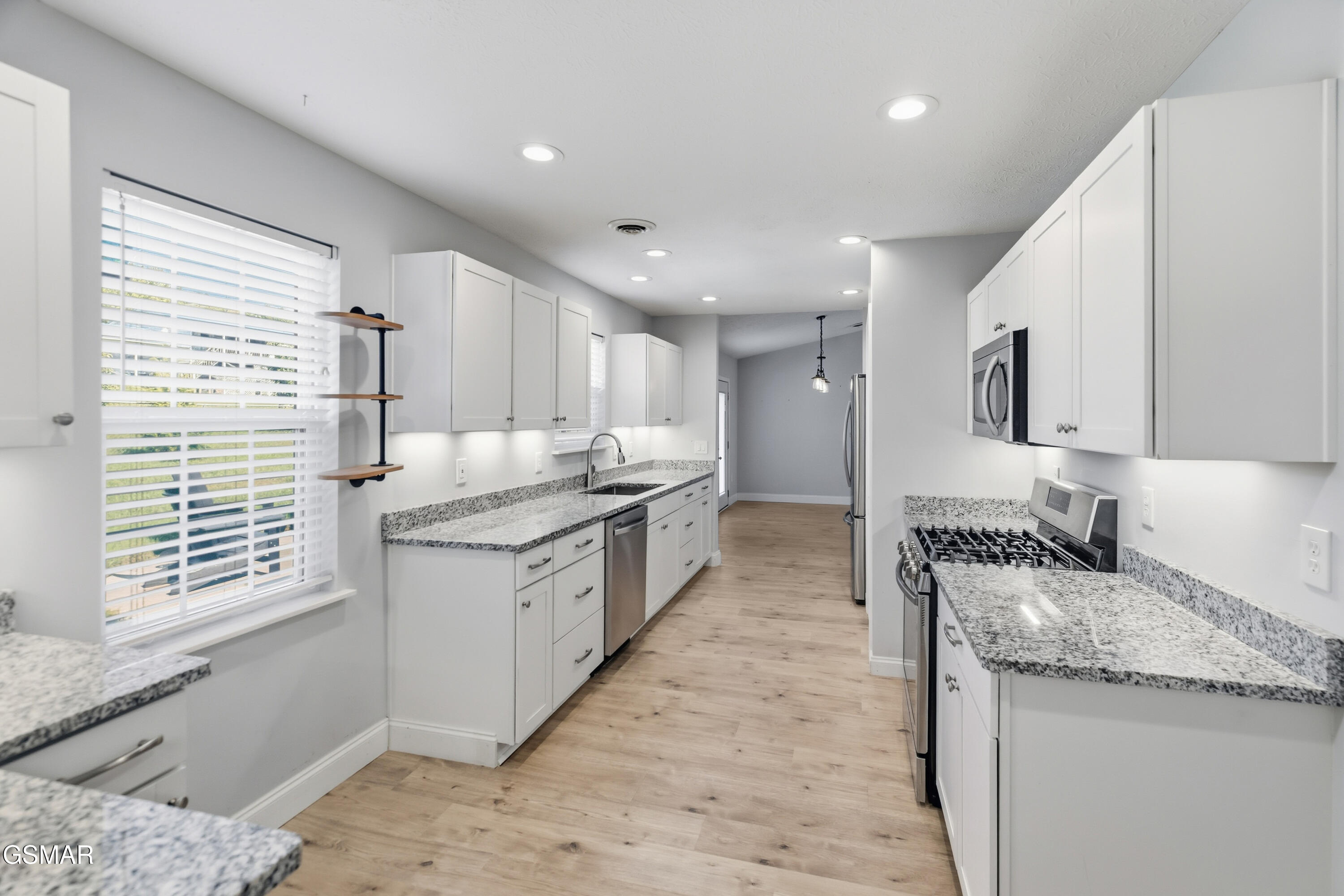 115 Atalaya Drive Dandridge TN 37725