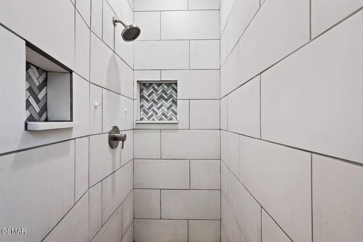 438 Laurel Road Townsend TN 37882