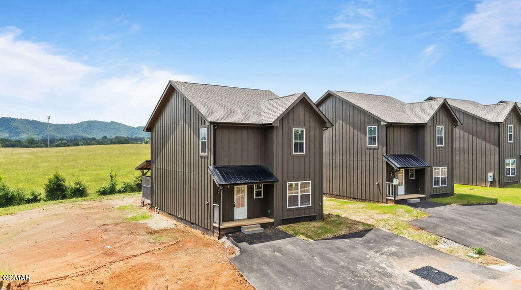 972 Lacy Court Sevierville TN 37862