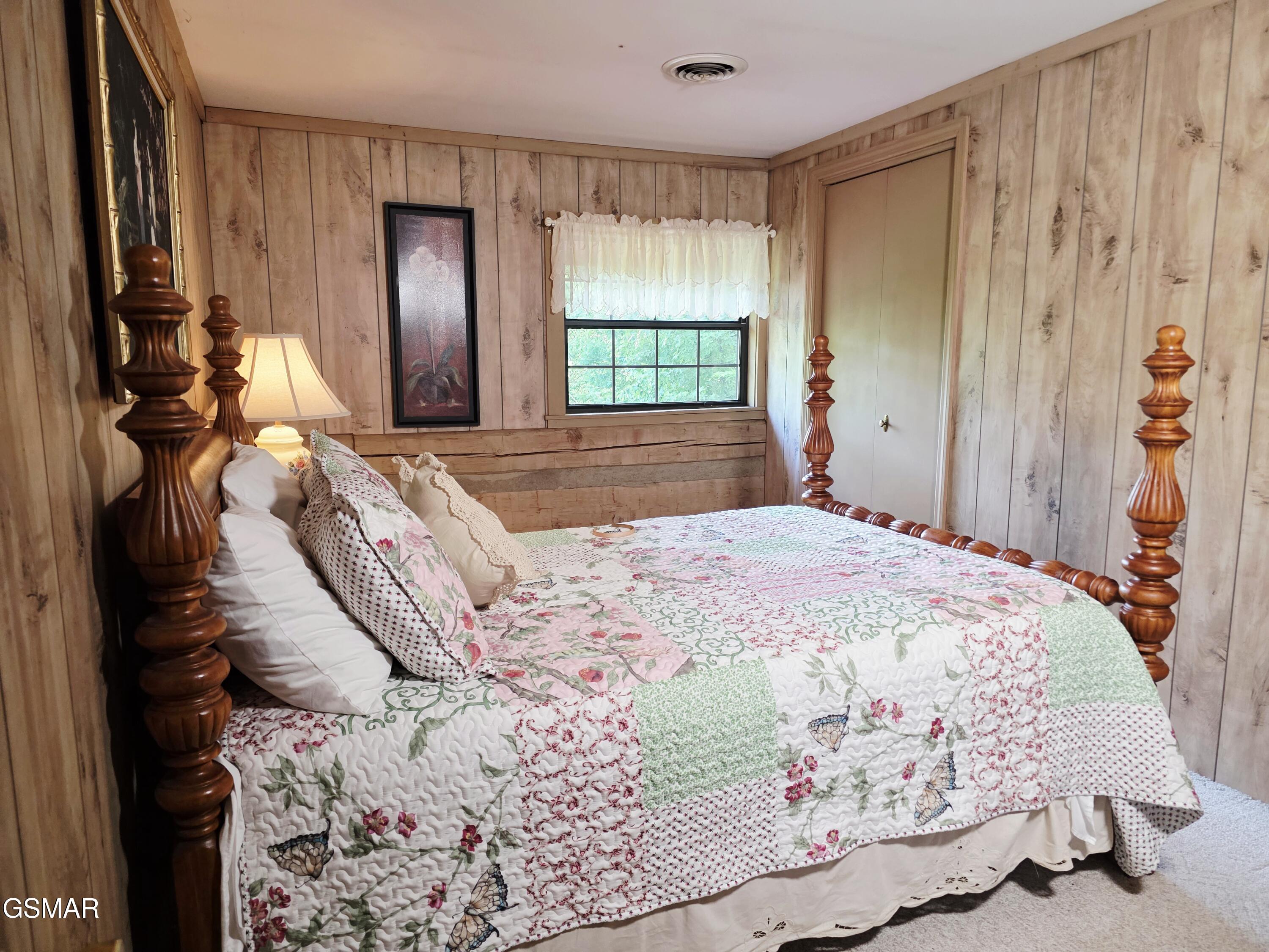 2824 Mary Ridge Farm Road Sevierville TN 37862