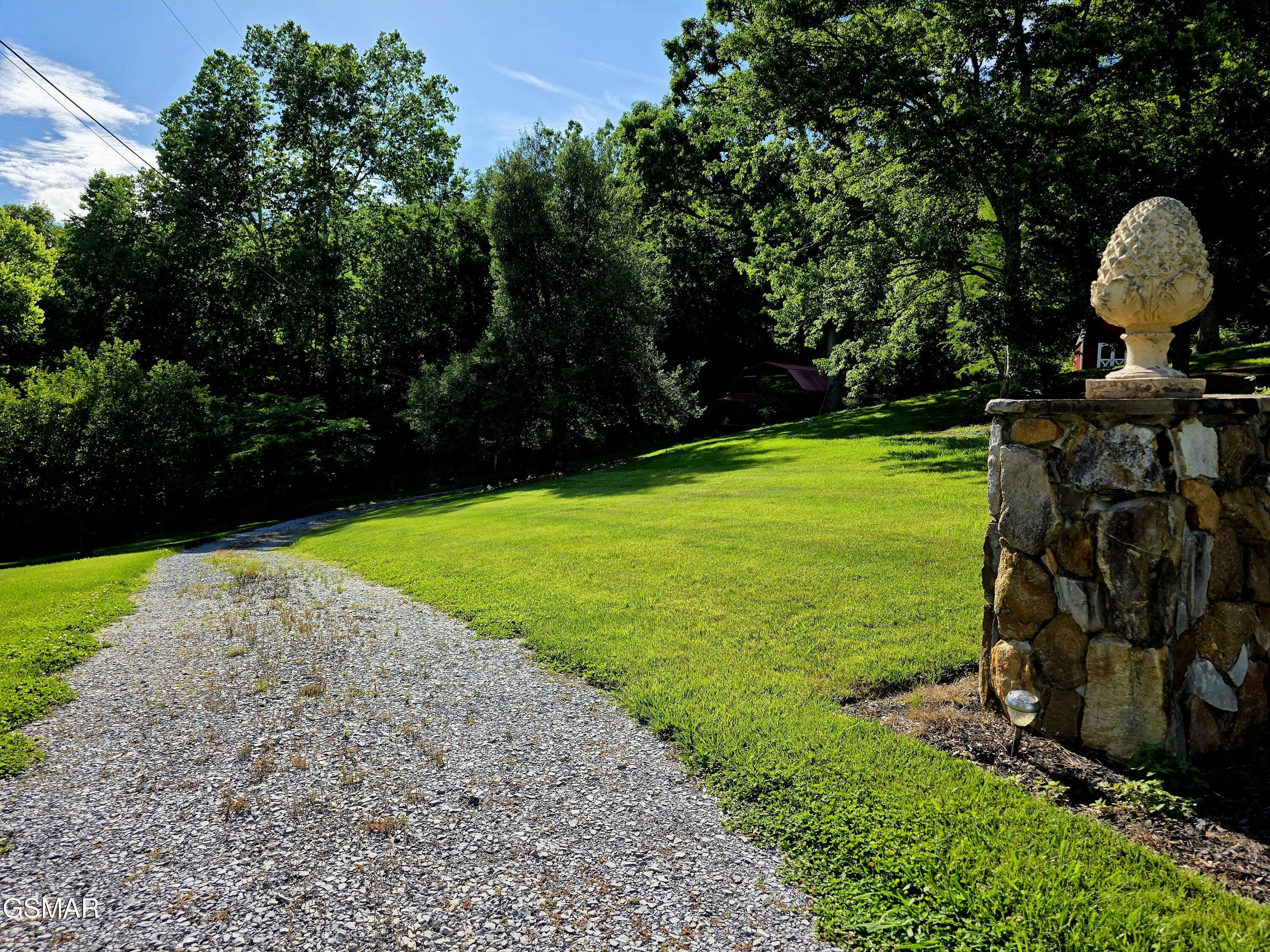 2824 Mary Ridge Farm Road Sevierville TN 37862