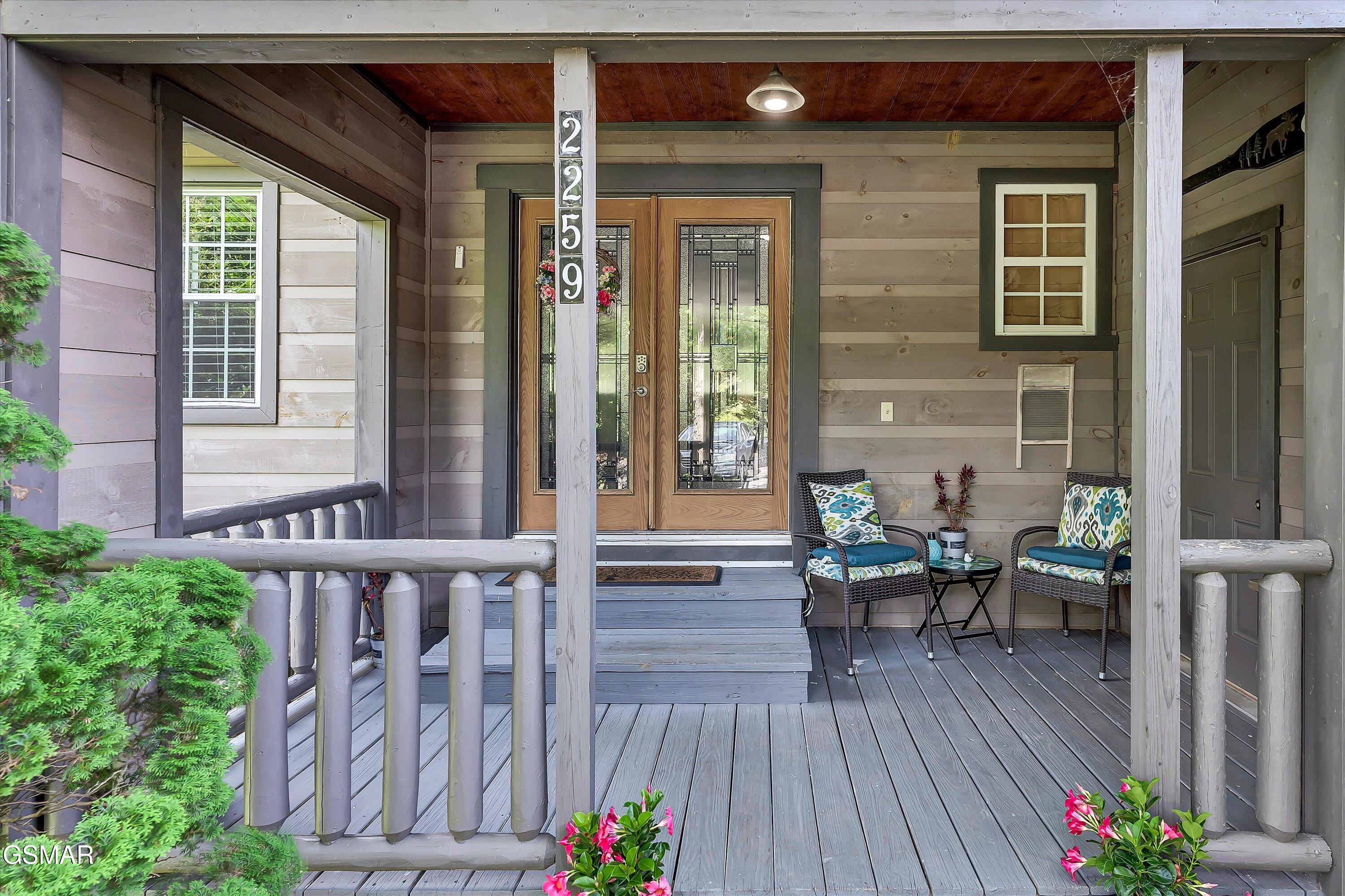 2259 Hartford Road Cosby TN 37722