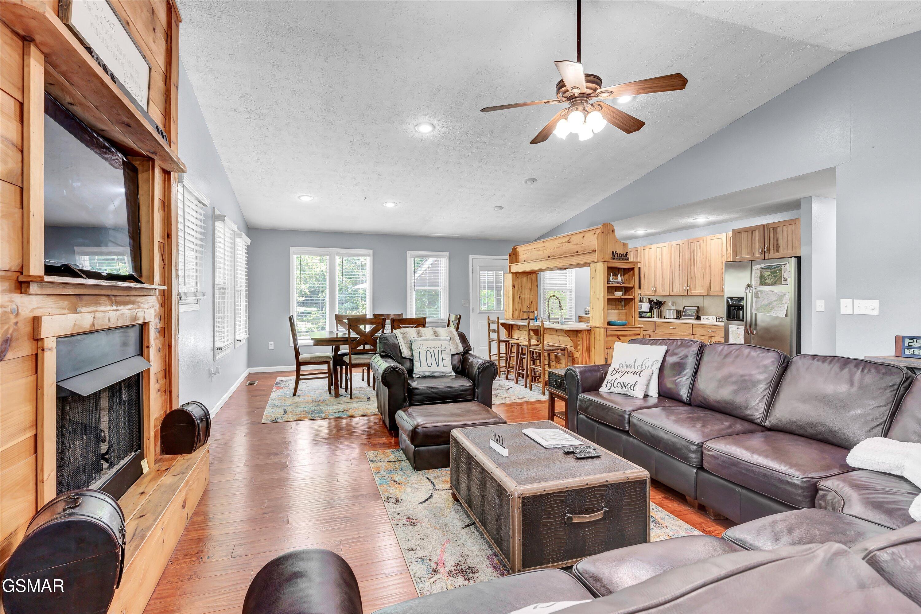 2259 Hartford Road Cosby TN 37722