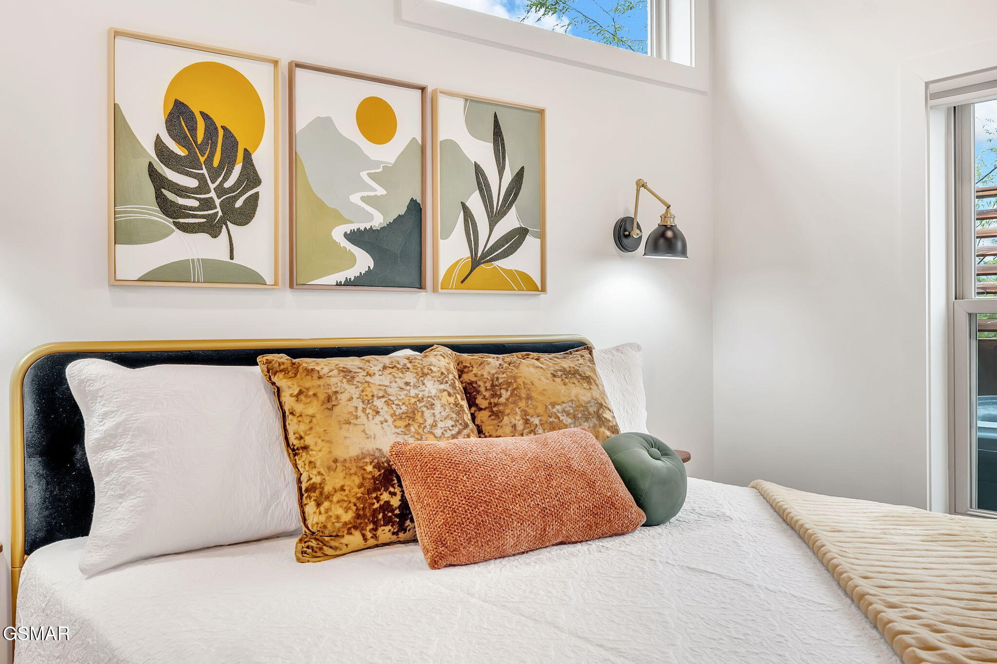 2385 Forge Hideaway Loop Pigeon Forge TN 37863