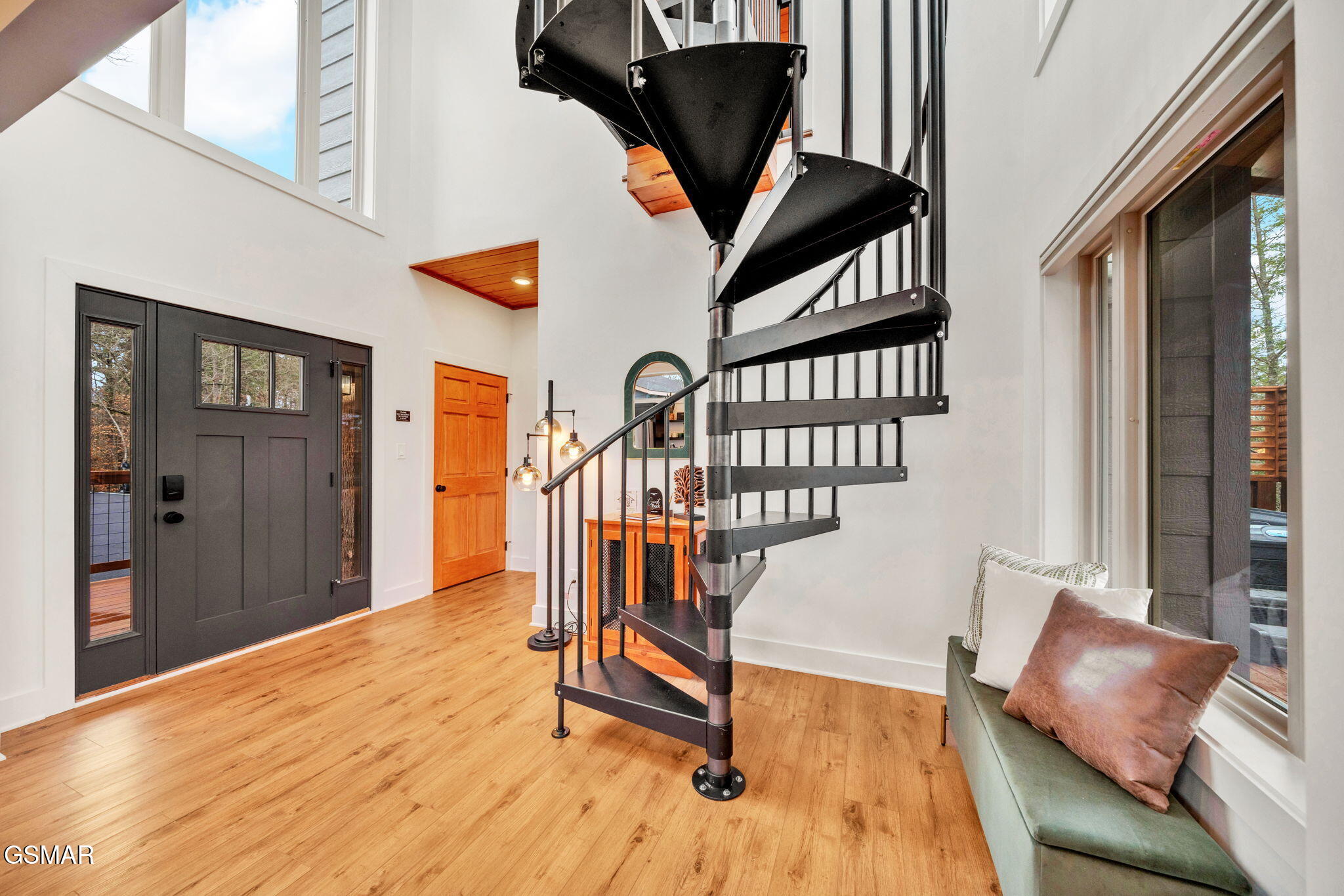 2385 Forge Hideaway Loop Pigeon Forge TN 37863