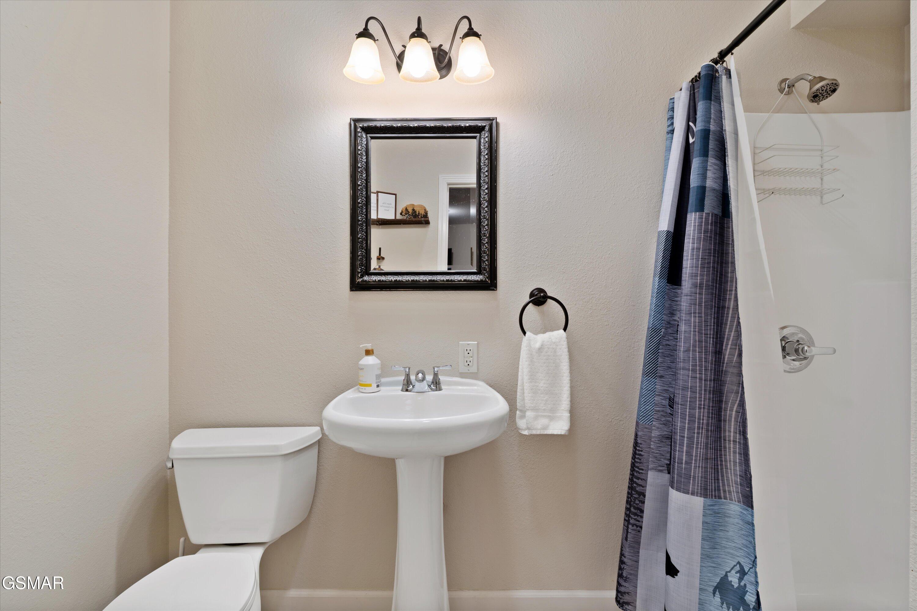 3183 Wears Drive Sevierville TN 37862