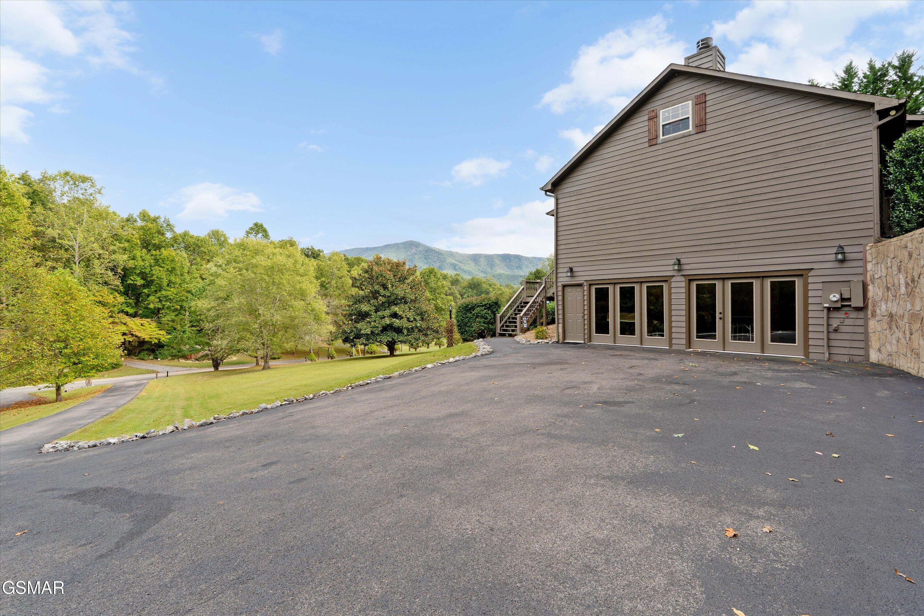 3183 Wears Drive Sevierville TN 37862