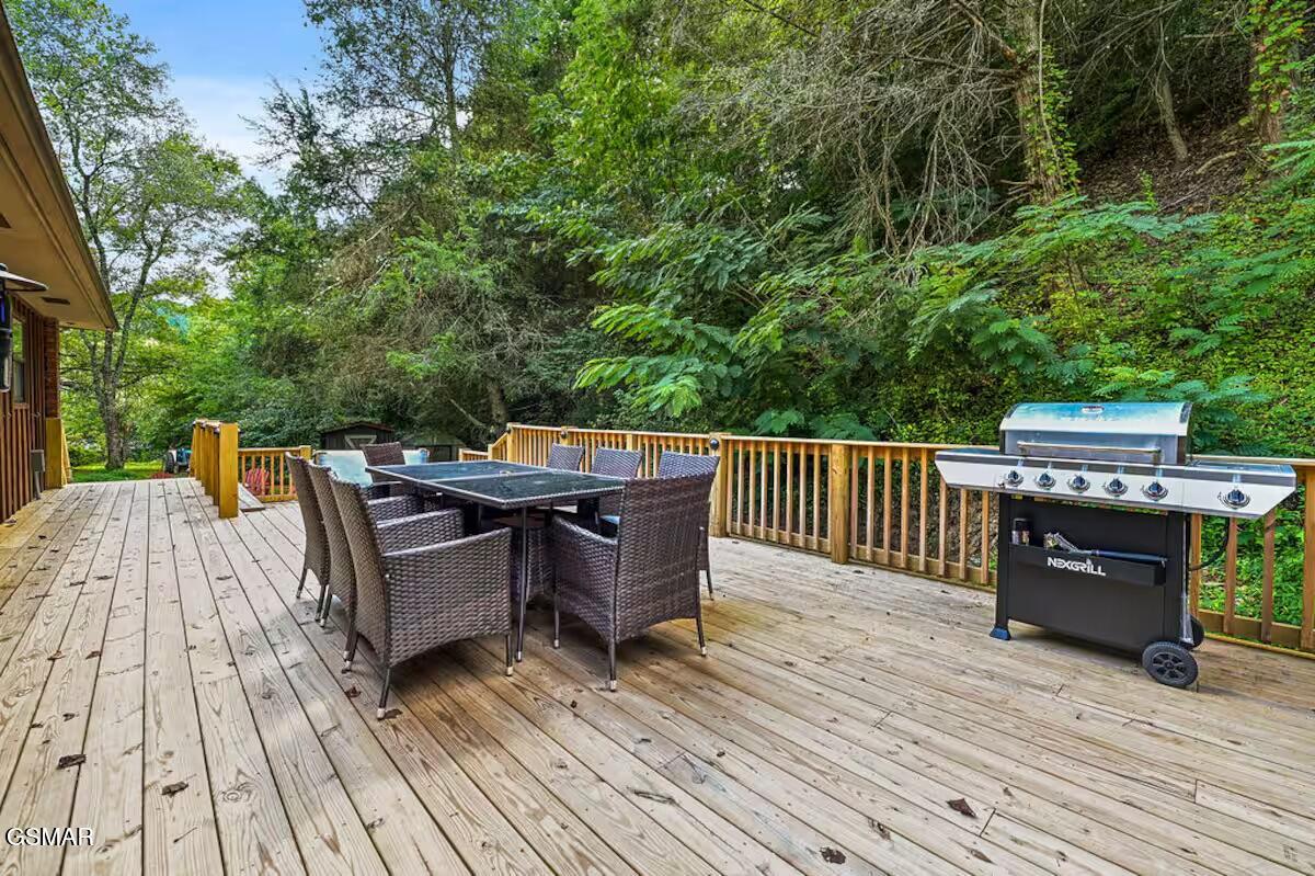 1643 Arron Way Sevierville TN 37876