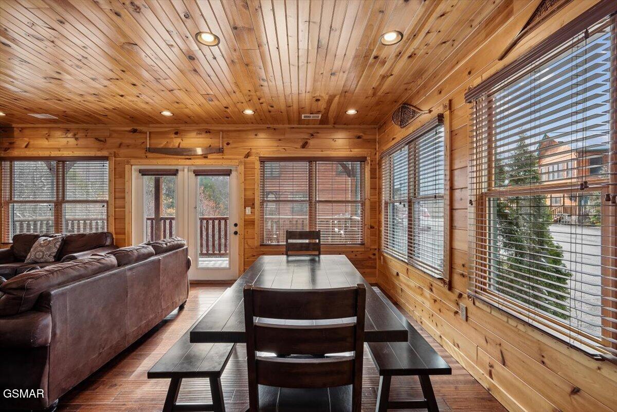889 Great Smoky Way Gatlinburg TN 37738