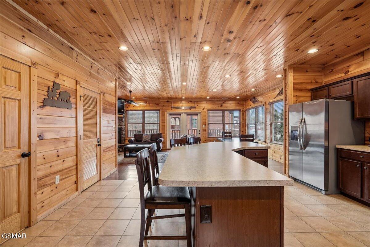 889 Great Smoky Way Gatlinburg TN 37738