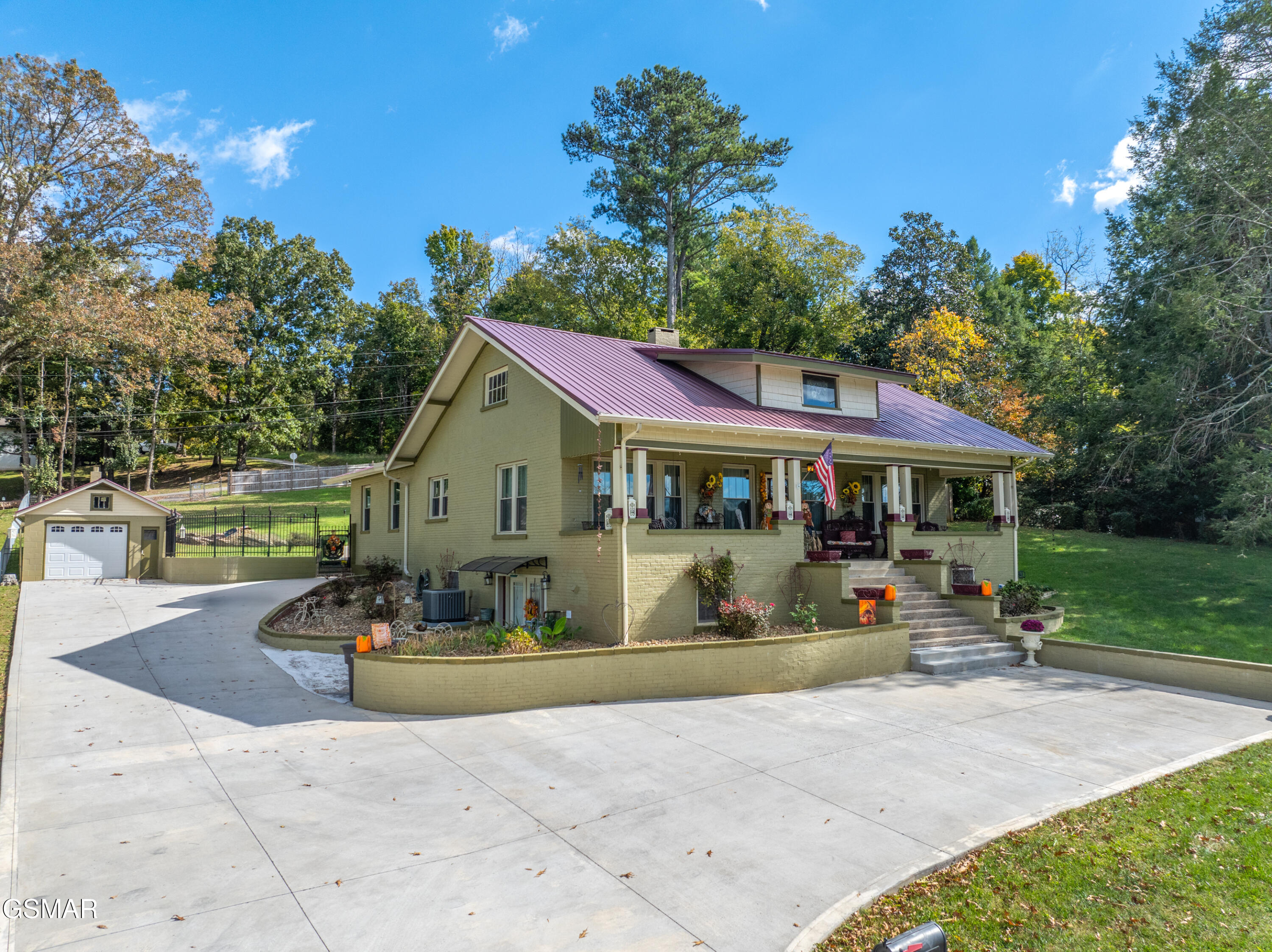 719 College Street Madisonville TN 37354