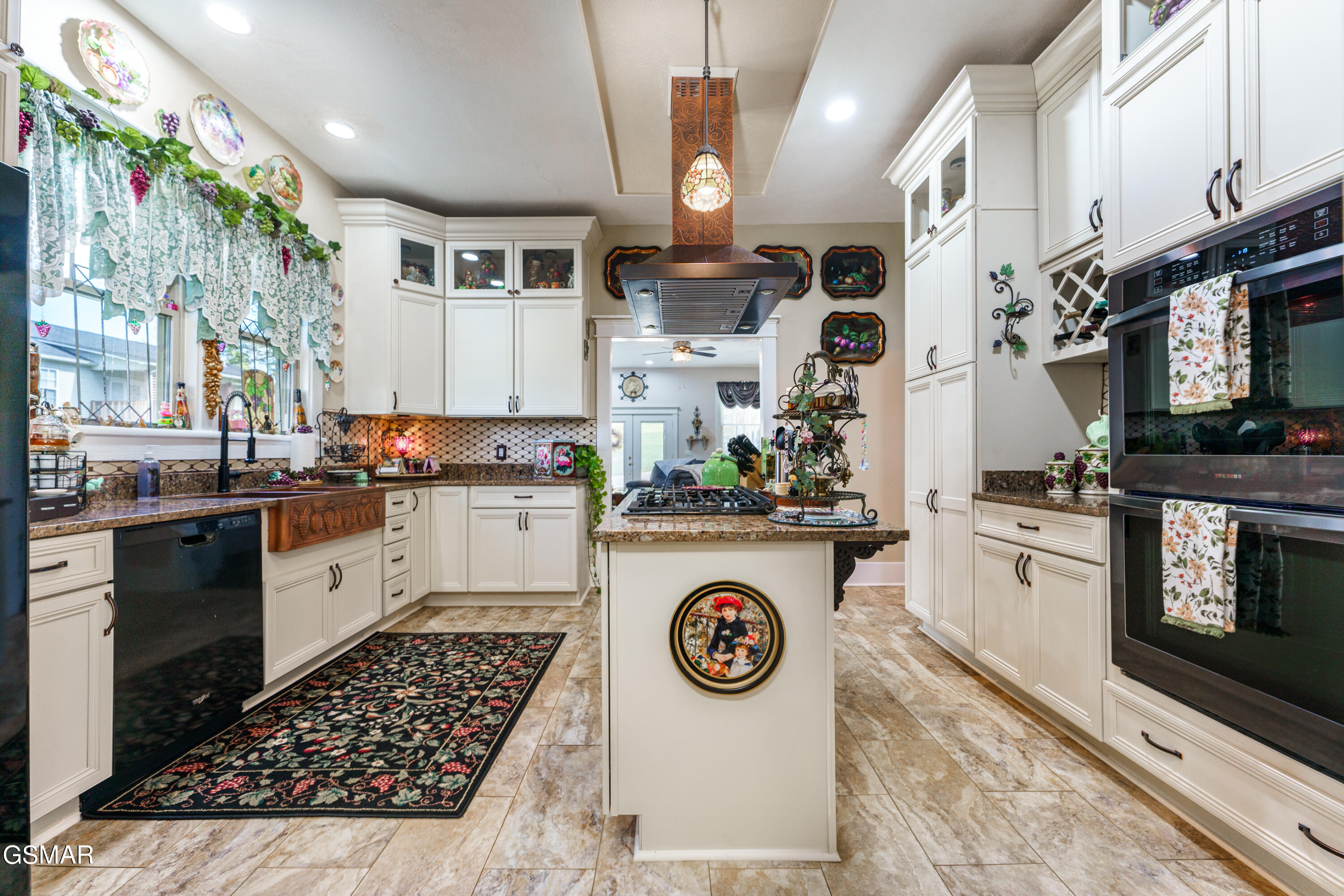 719 College Street Madisonville TN 37354