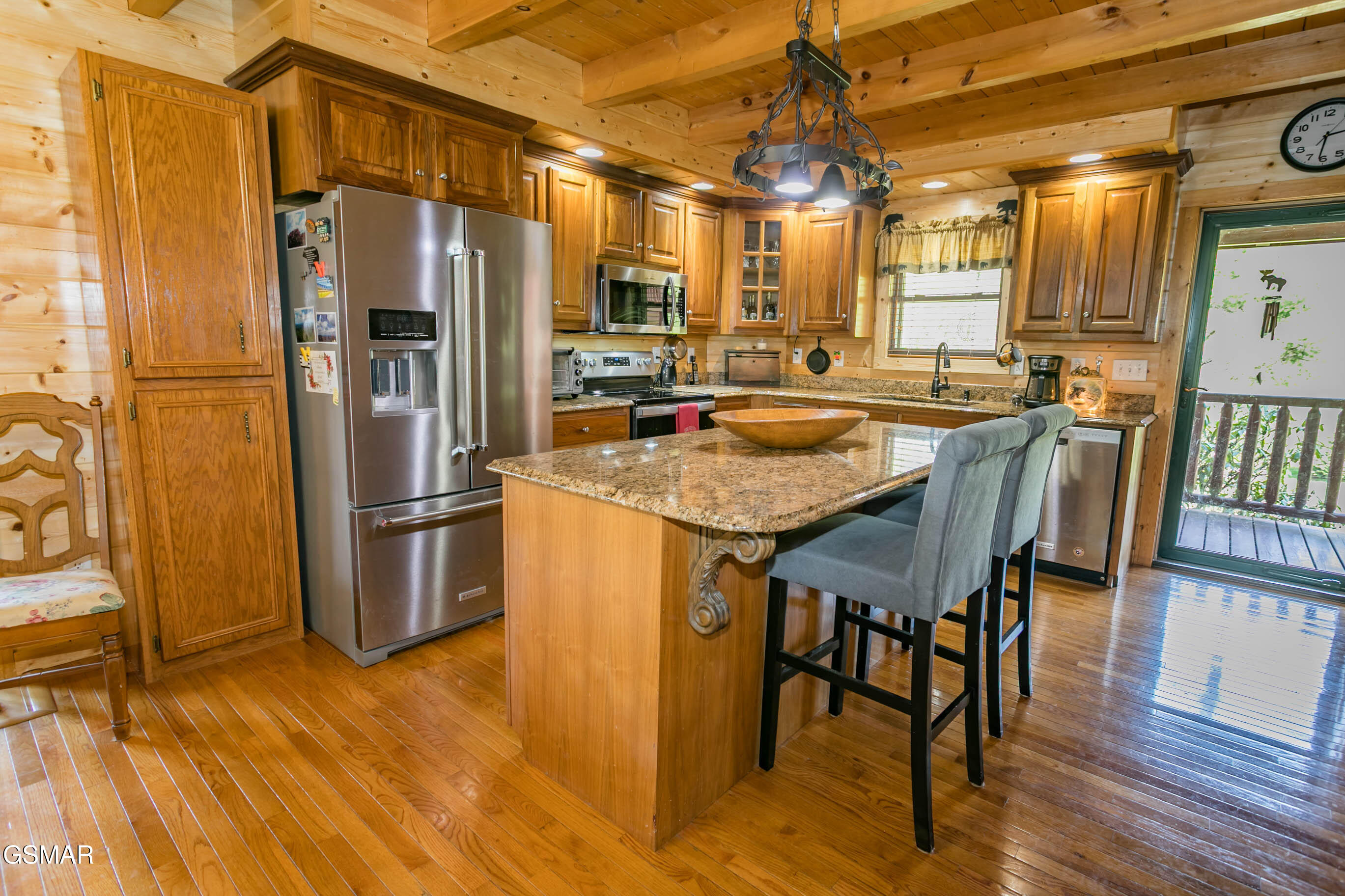 3385 Clear Valley Drive Sevierville TN 37862