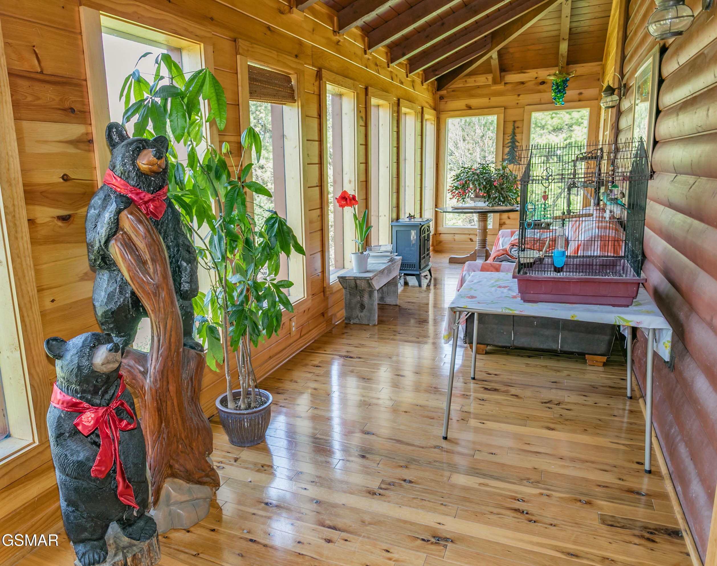 3385 Clear Valley Drive Sevierville TN 37862