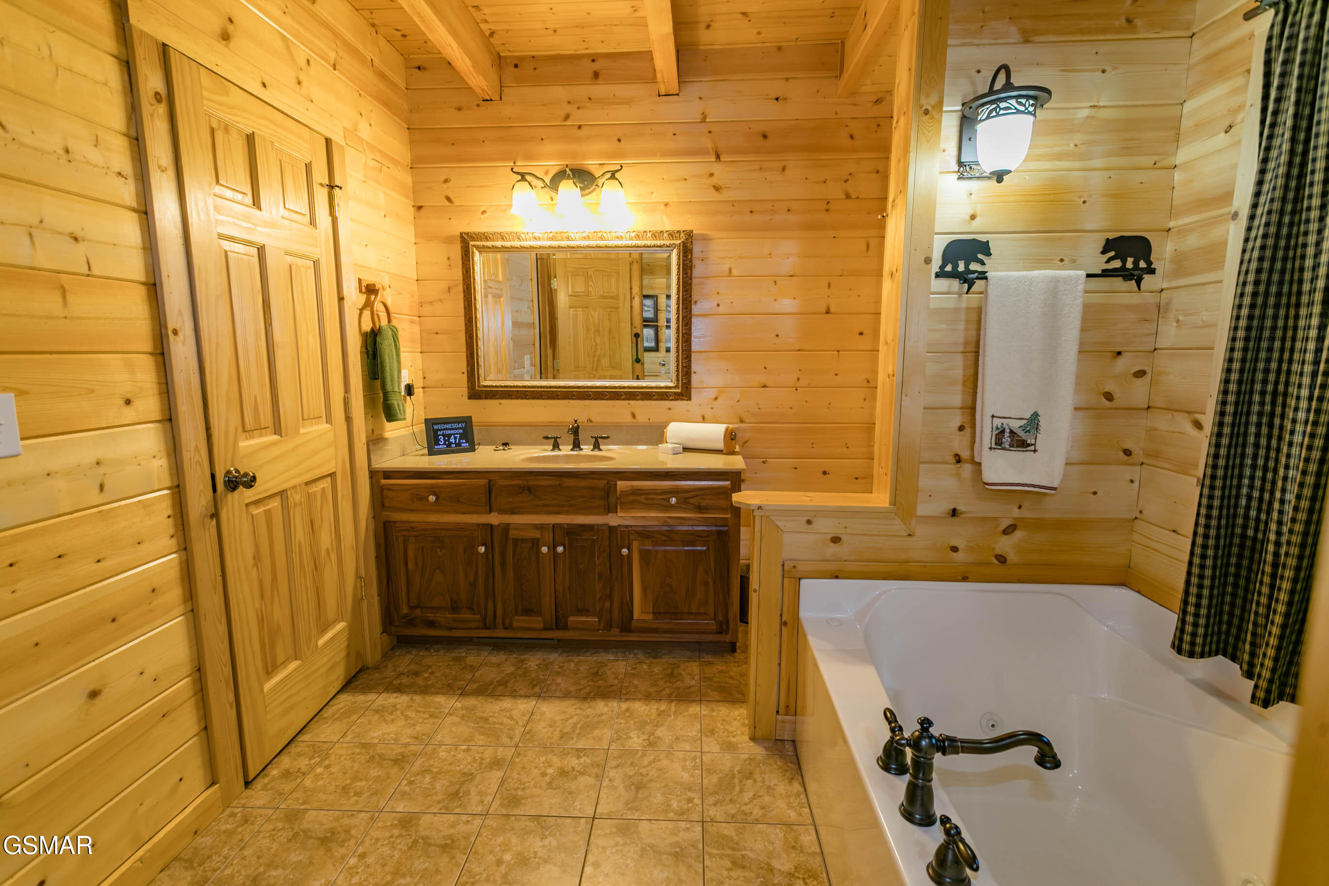 3385 Clear Valley Drive Sevierville TN 37862