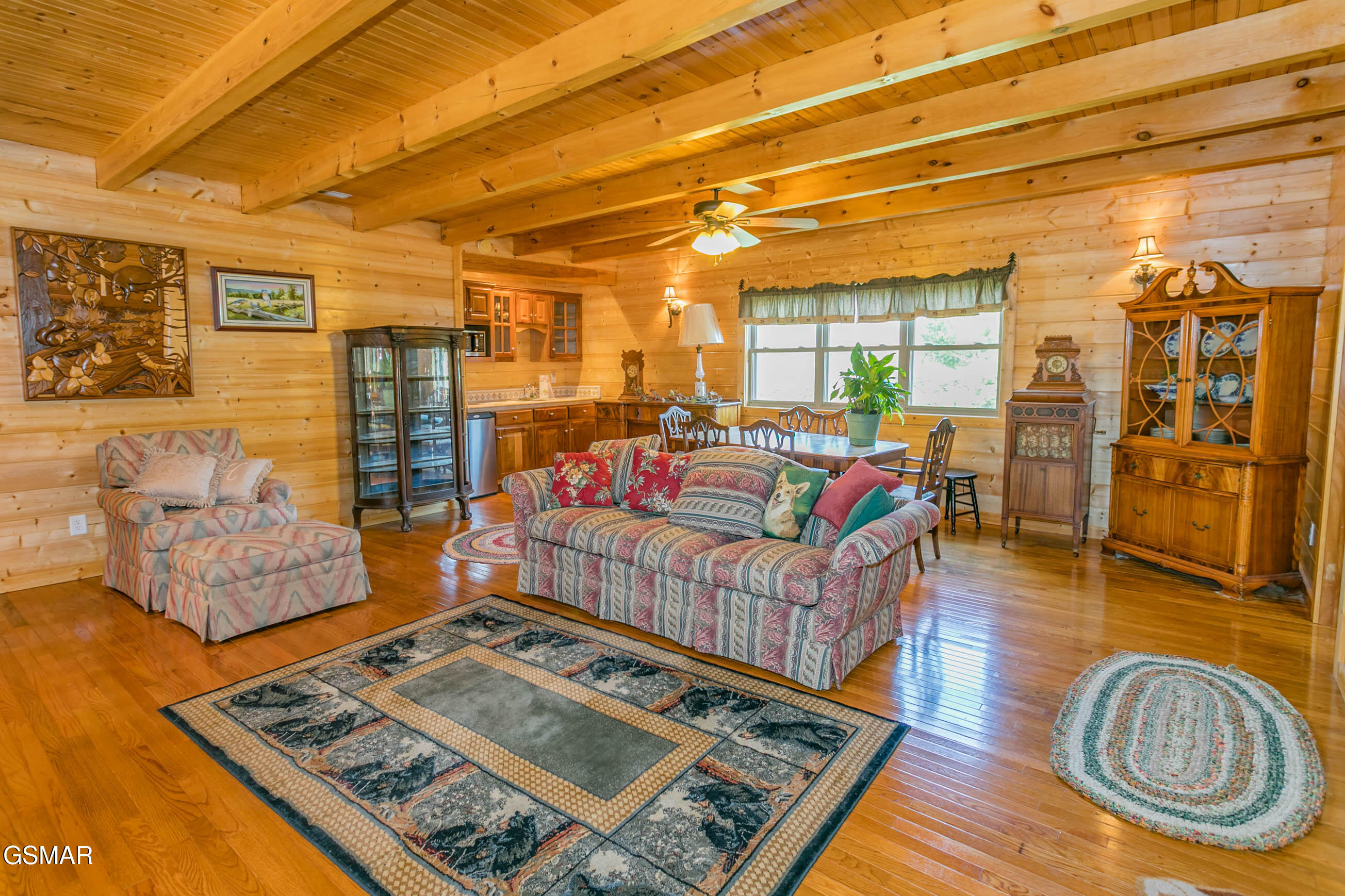 3385 Clear Valley Drive Sevierville TN 37862