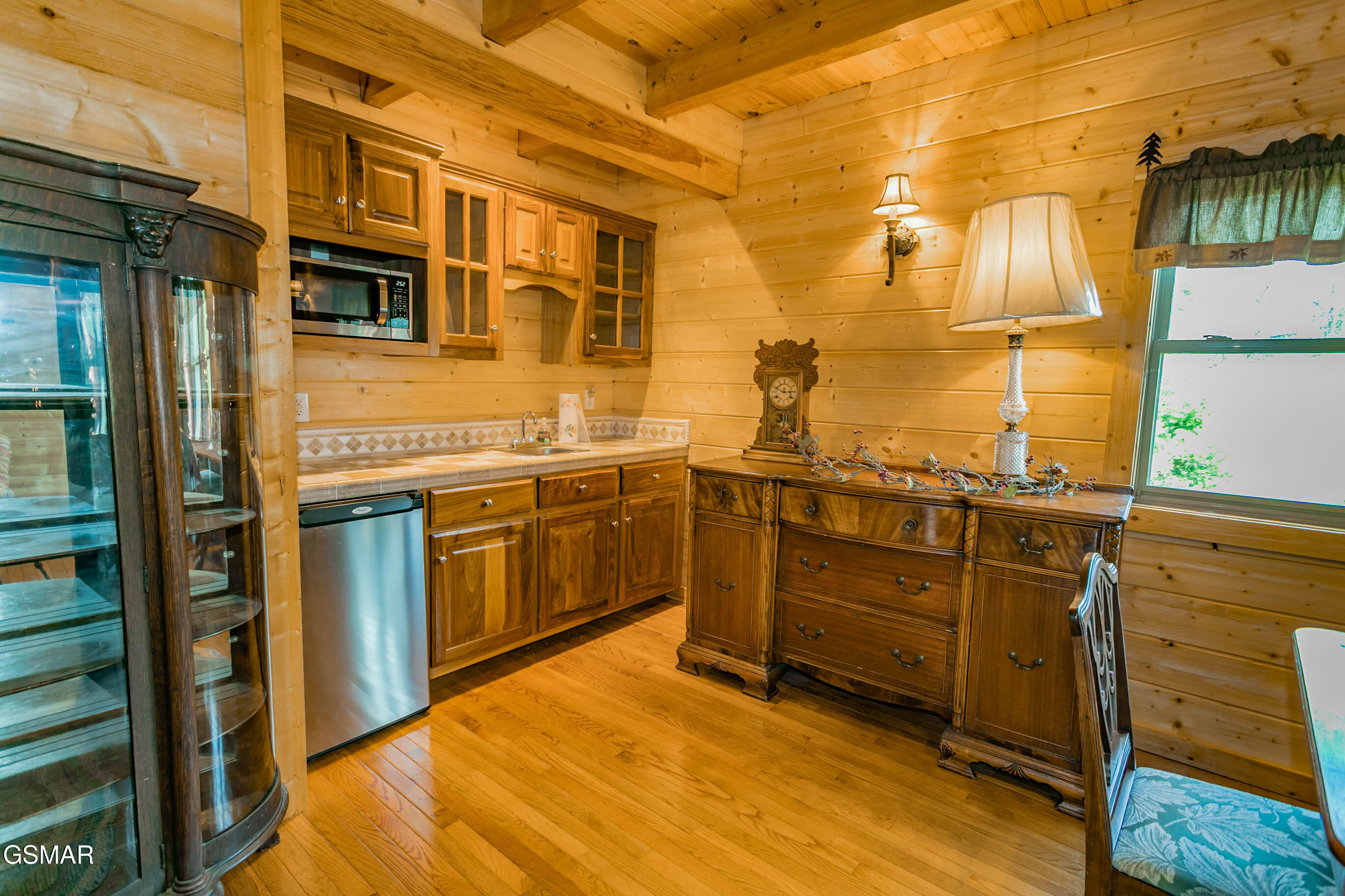 3385 Clear Valley Drive Sevierville TN 37862