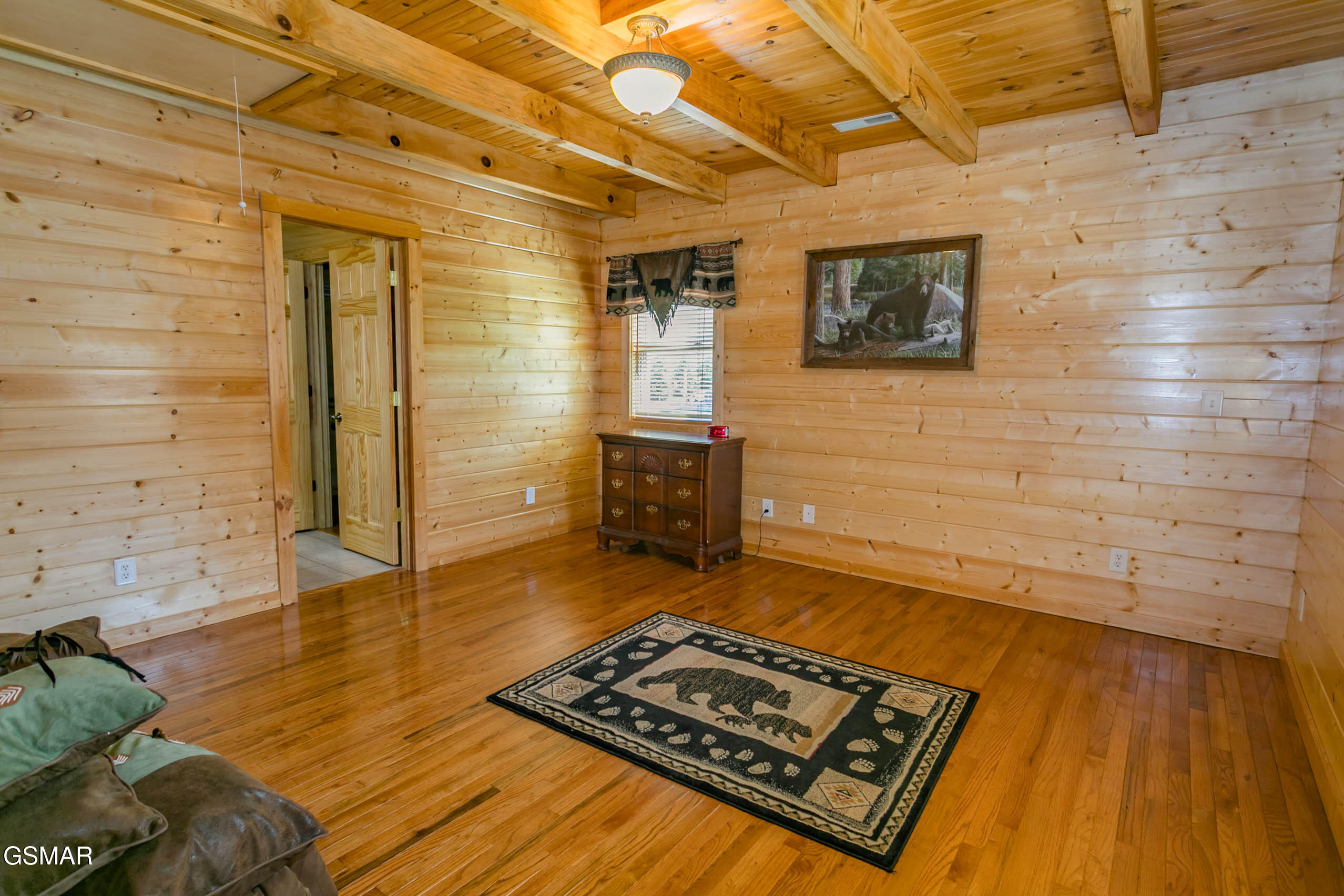 3385 Clear Valley Drive Sevierville TN 37862