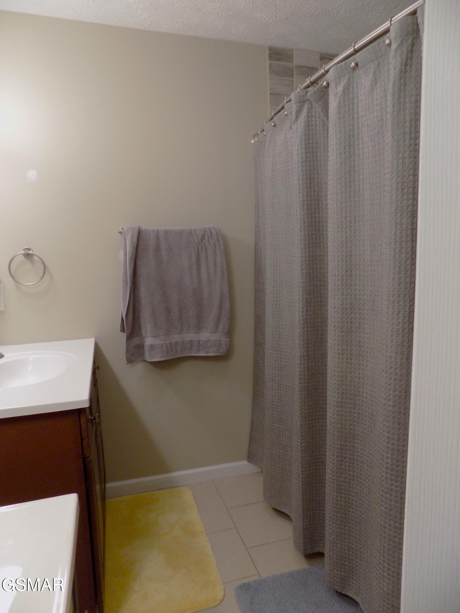 642 Privet Drive Dandridge TN 37725