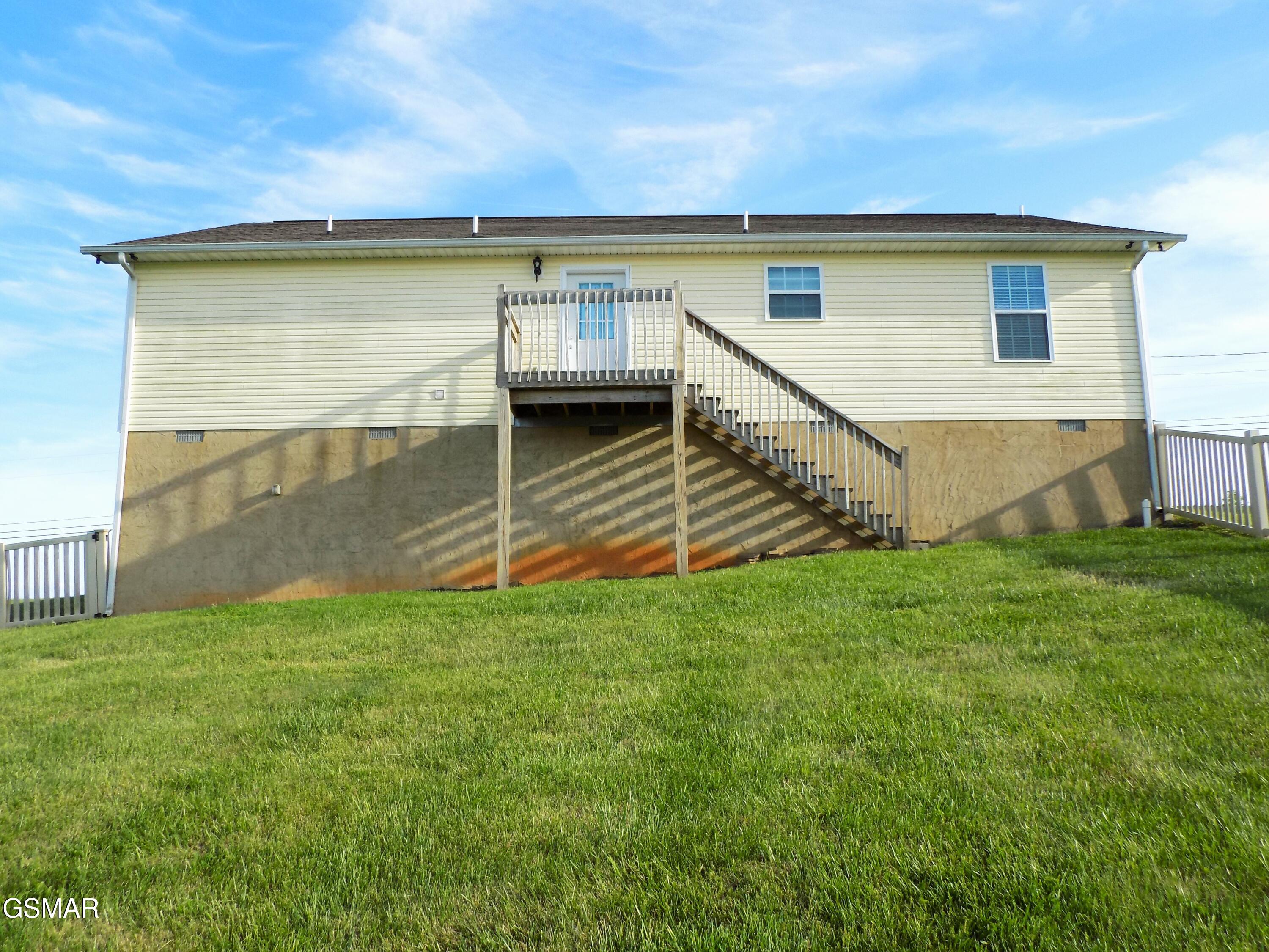 642 Privet Drive Dandridge TN 37725