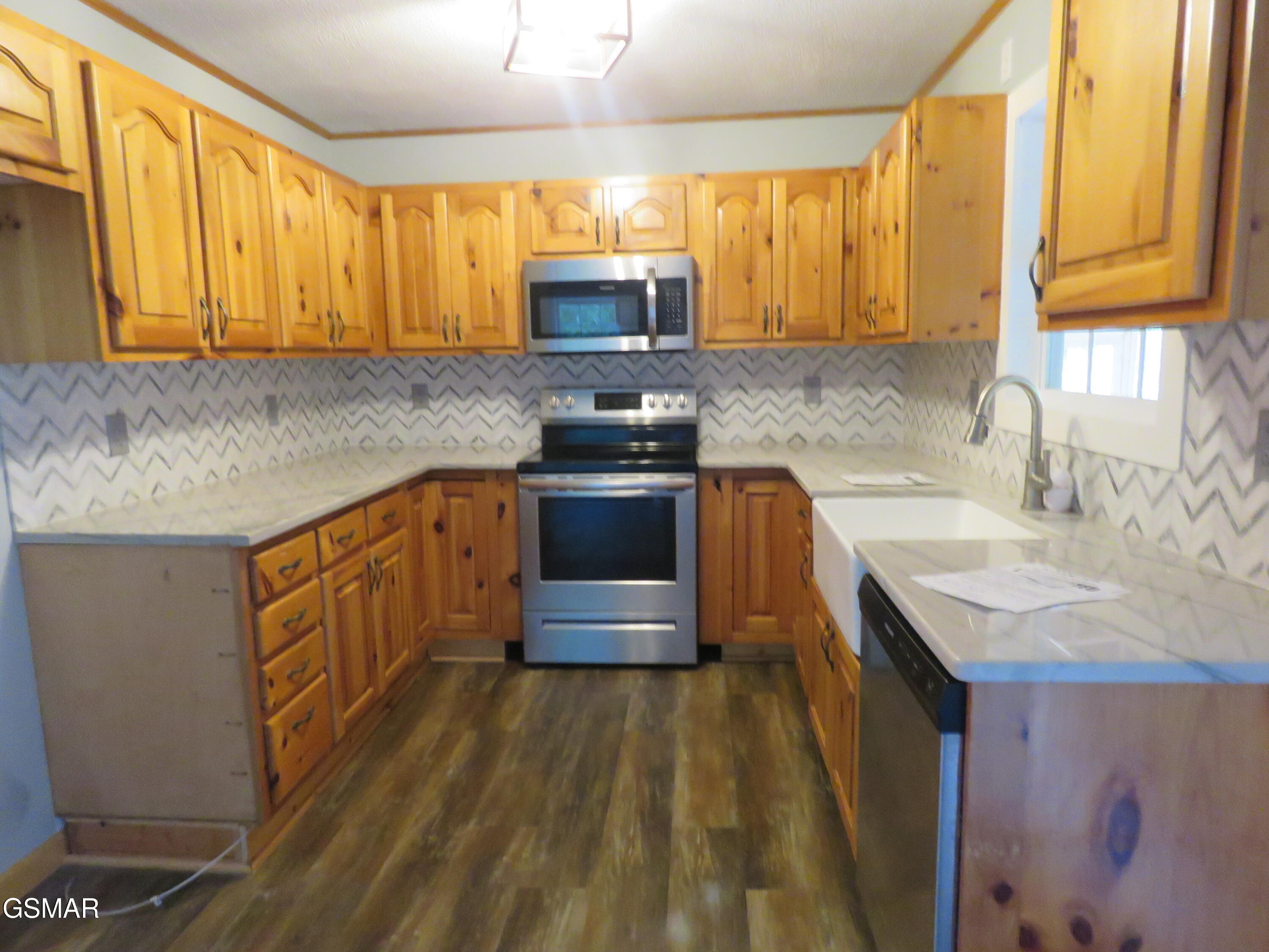 2425 Promise Lane White Pine TN 37890