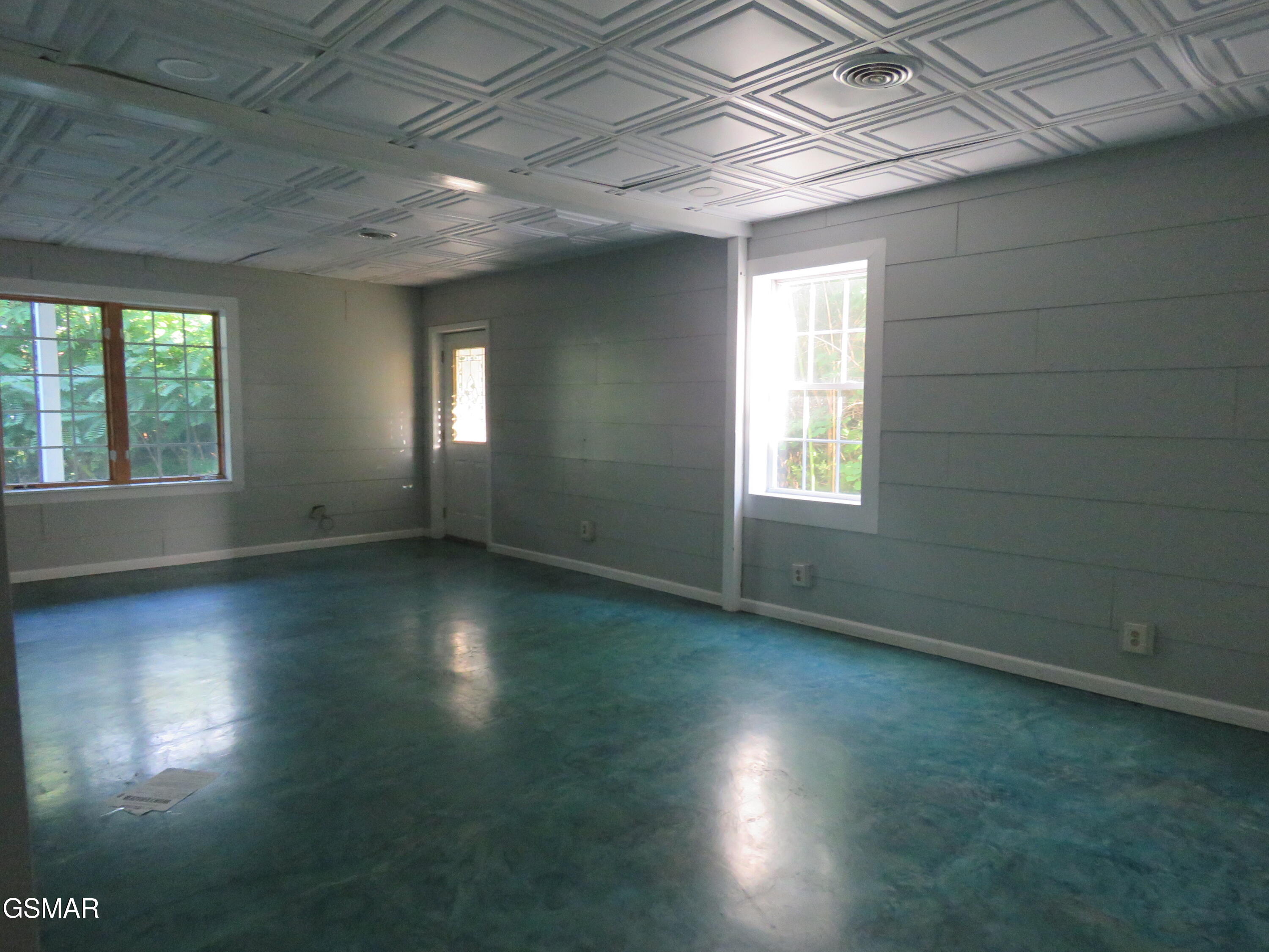 2425 Promise Lane White Pine TN 37890