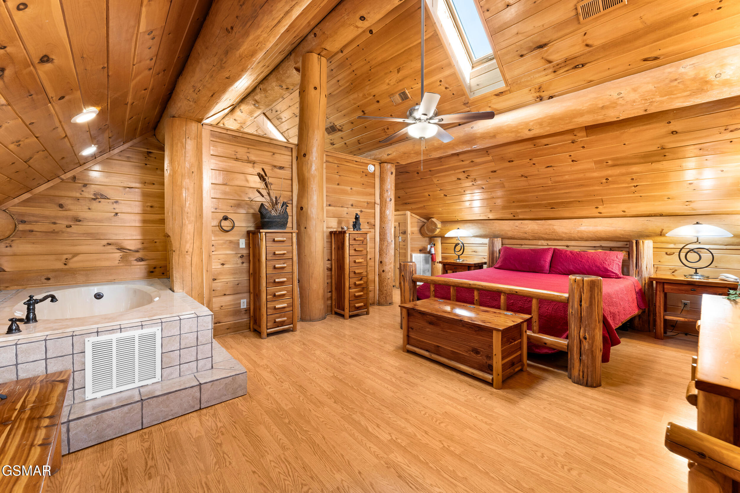 438 Coyote Road Gatlinburg TN 37738