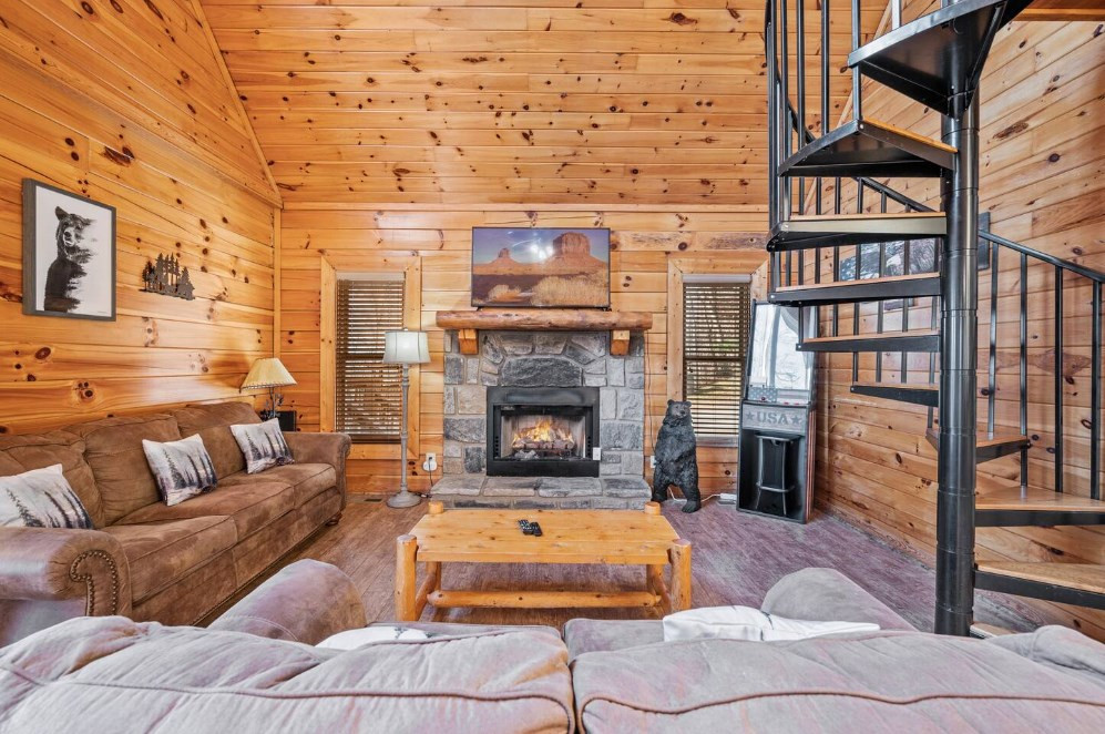 2205 Eagle Feather Drive Sevierville TN 37876